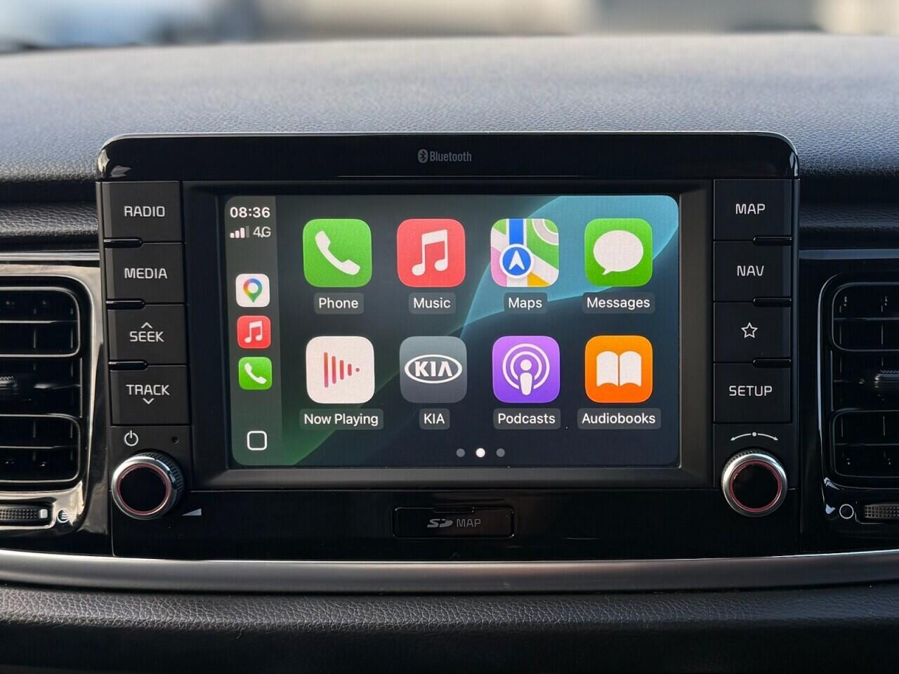 Kia Rio view 6