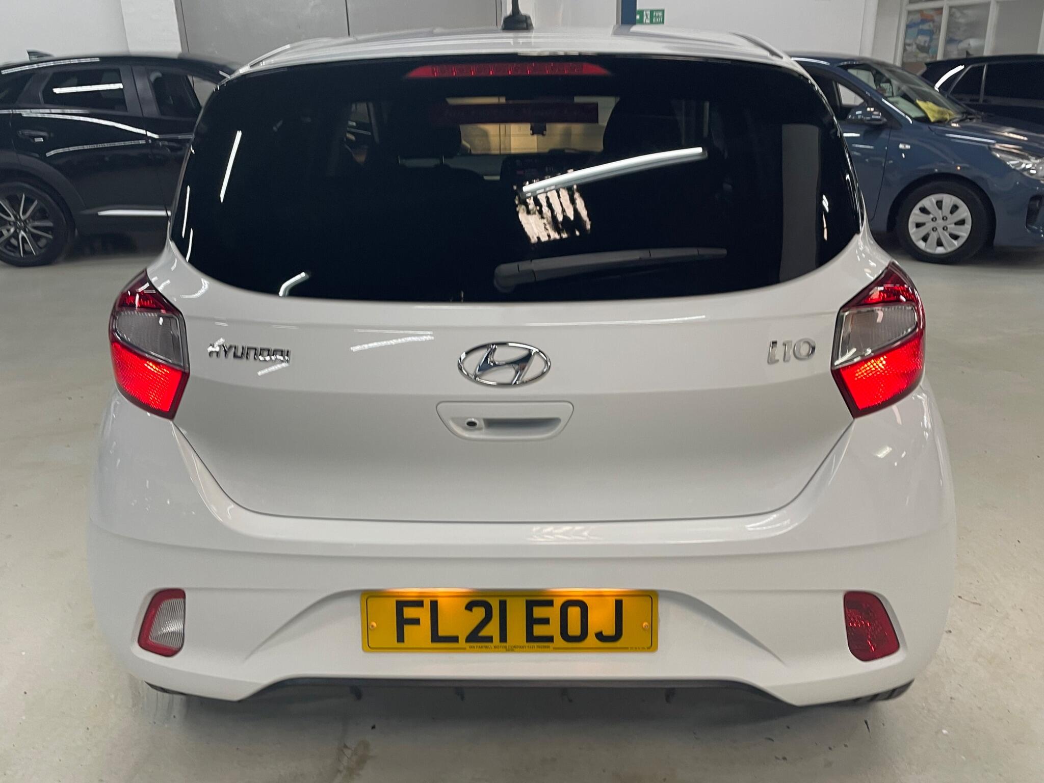 Hyundai I10 view 9