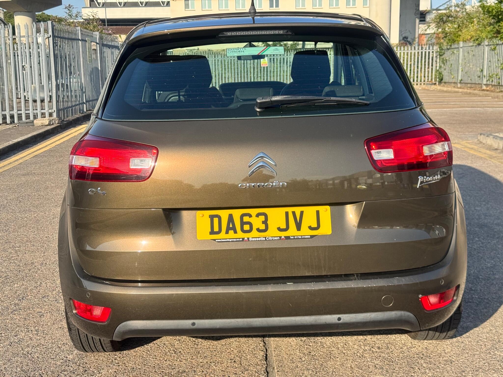 Citroen C4 Picasso view 13