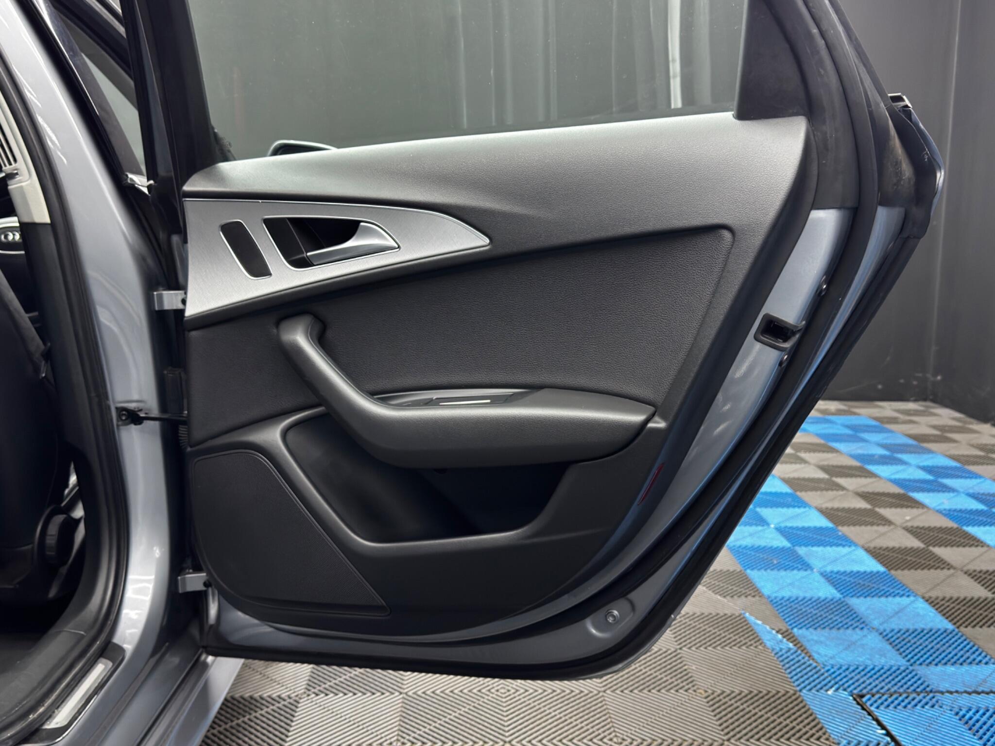 Audi A6 view 46
