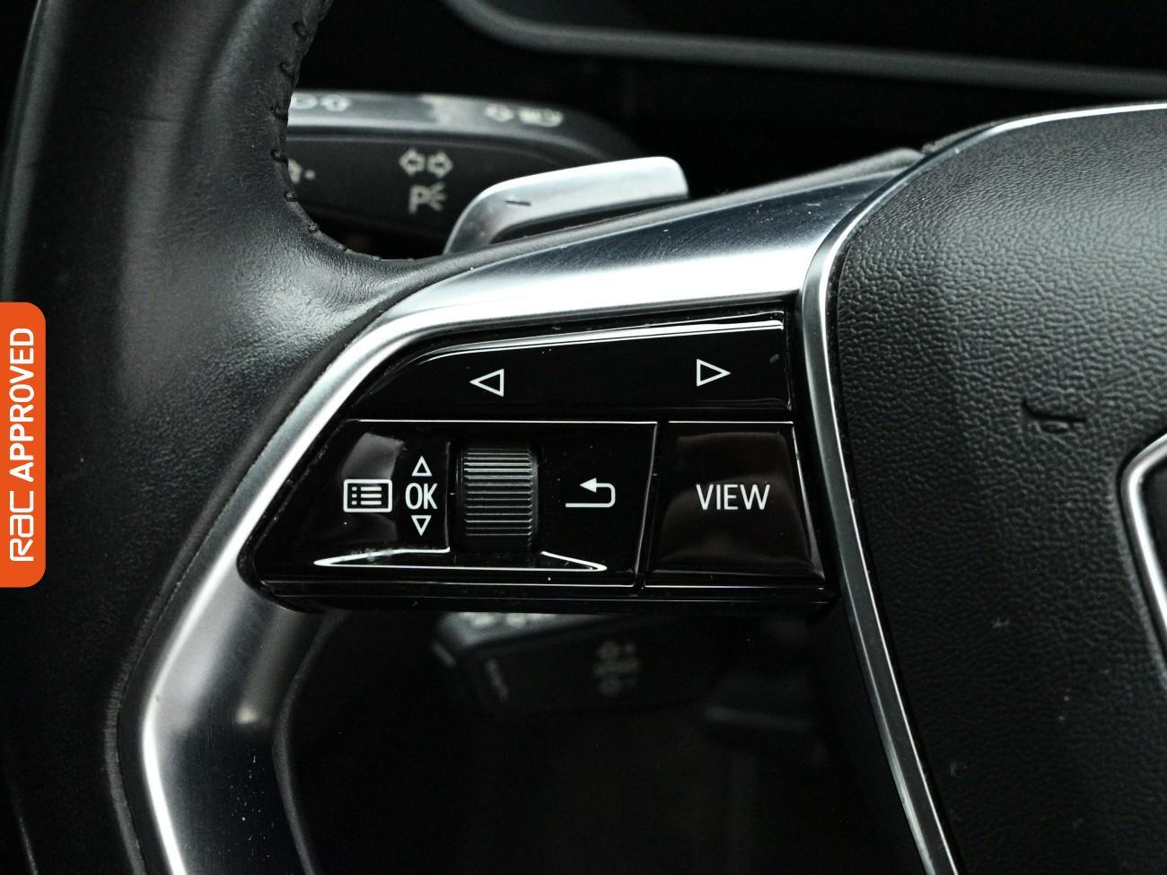 Audi E-Tron view 23