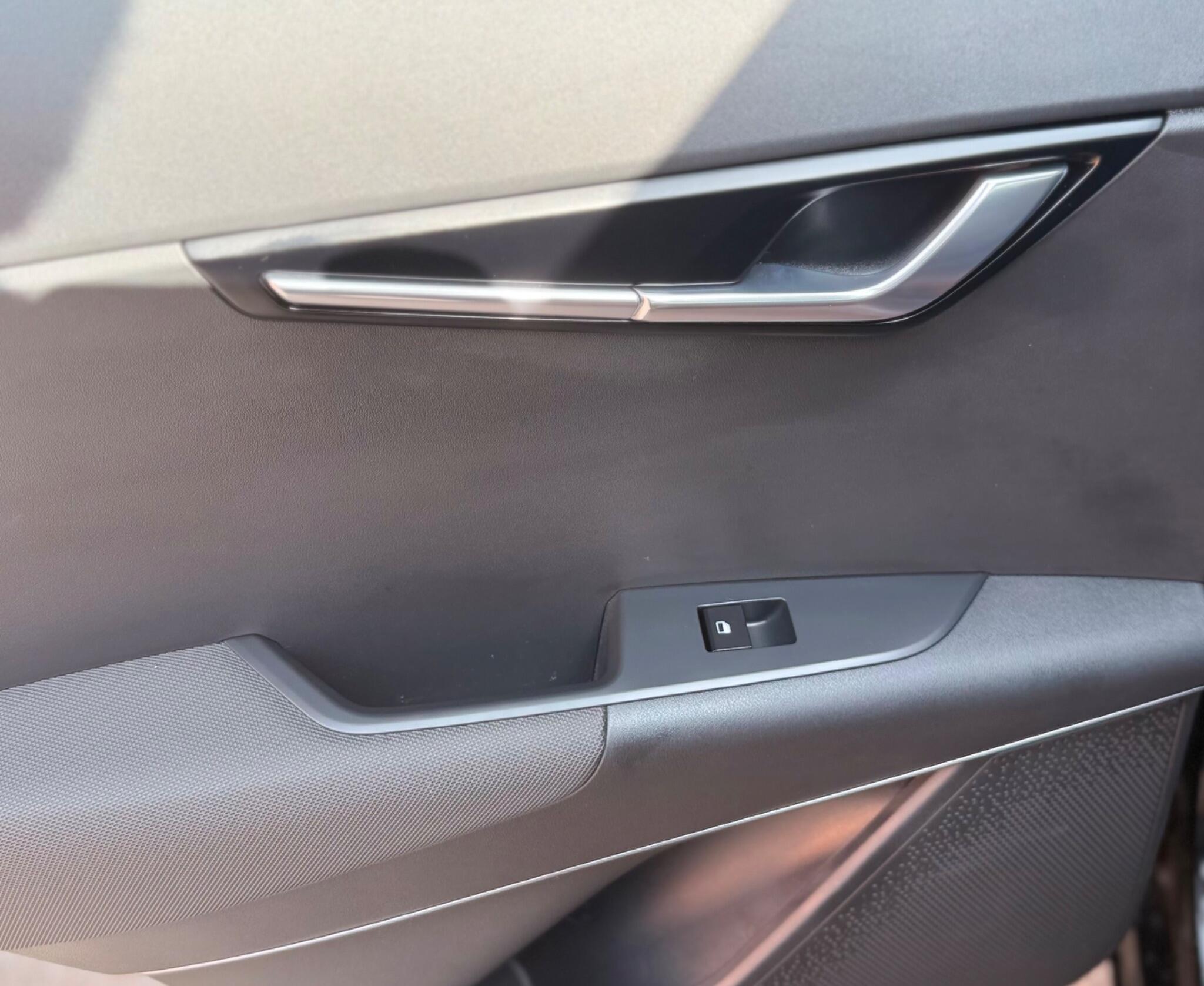 Kia Niro view 12
