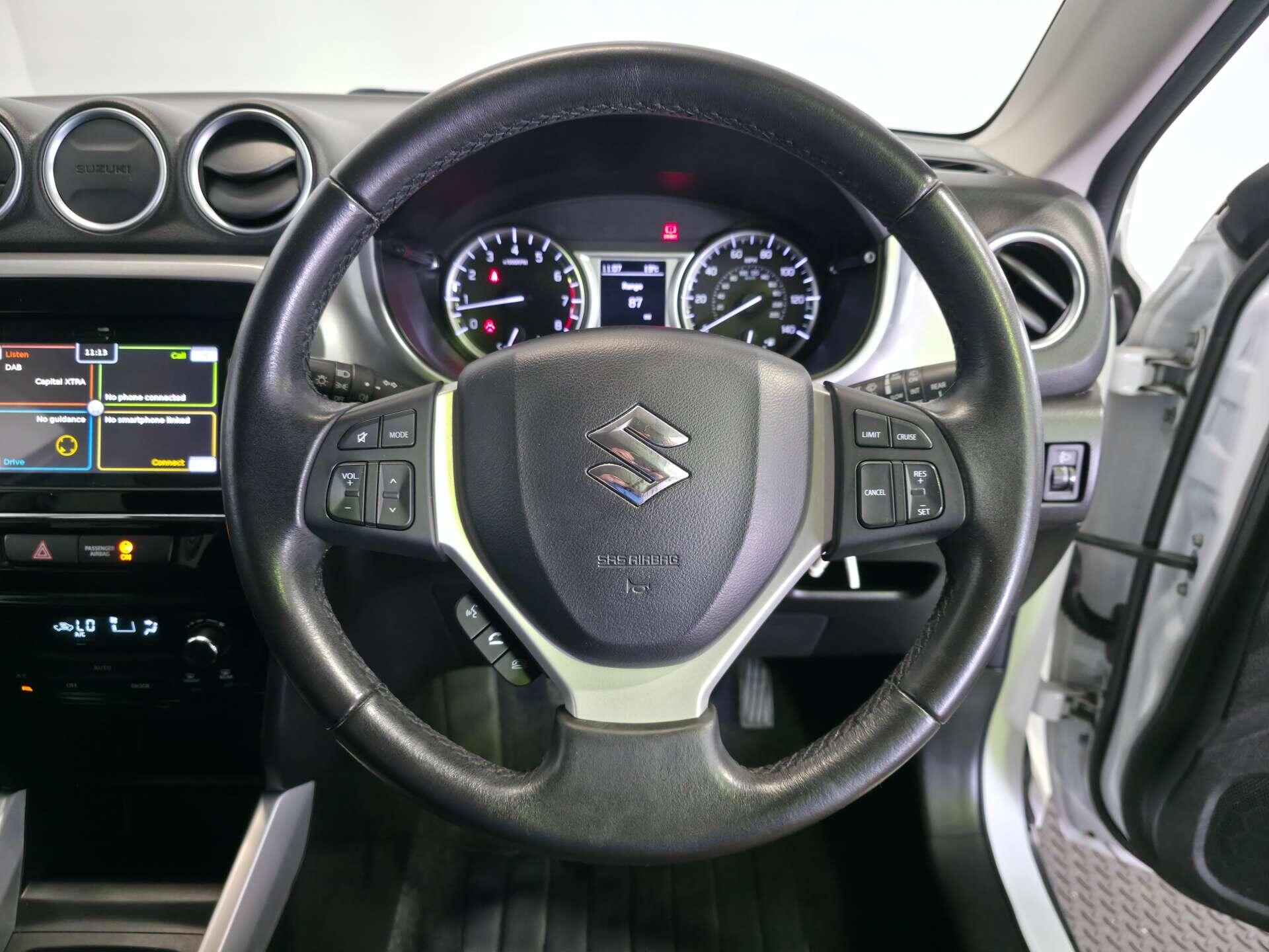 Suzuki Vitara view 26