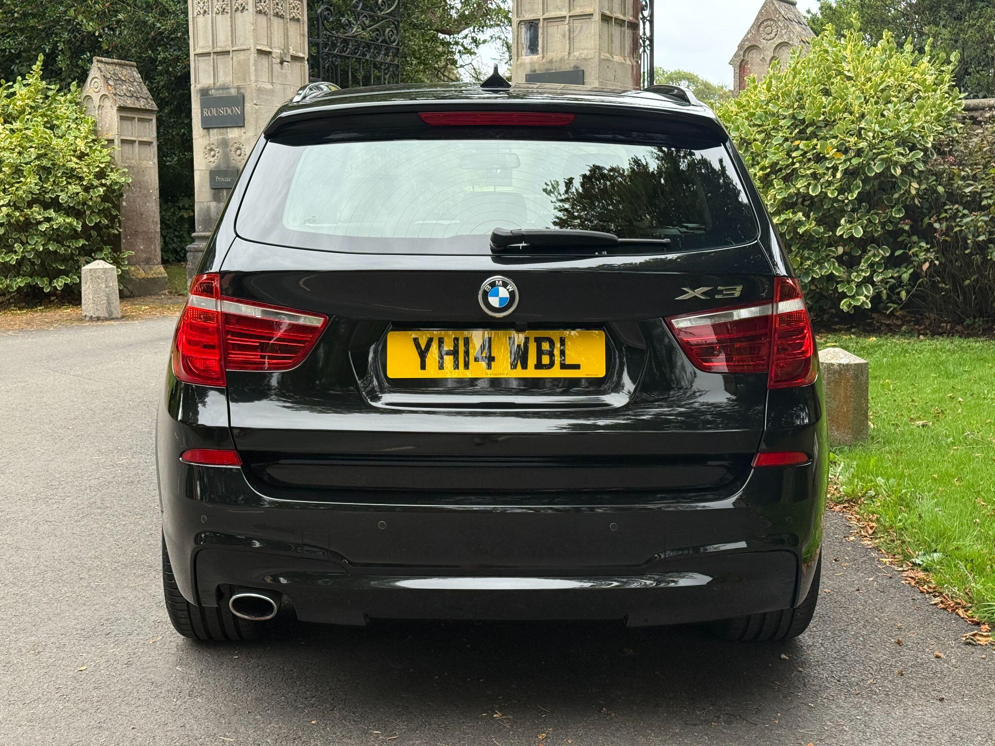 BMW X3 view 10