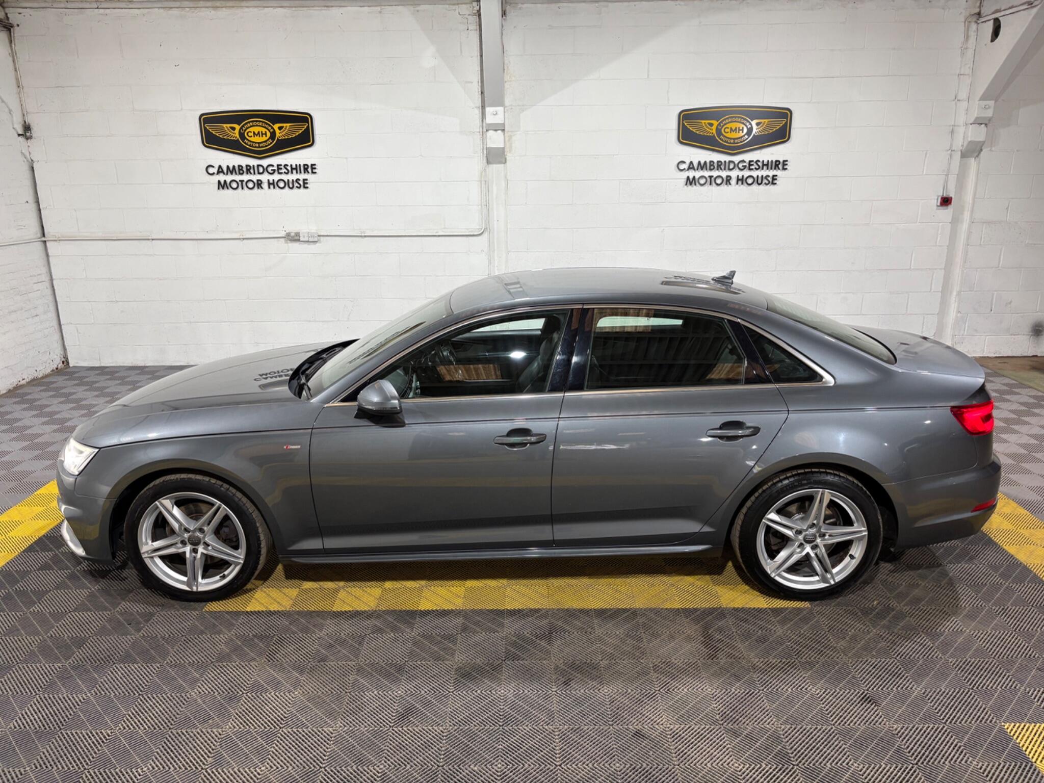 Audi A4 view 9