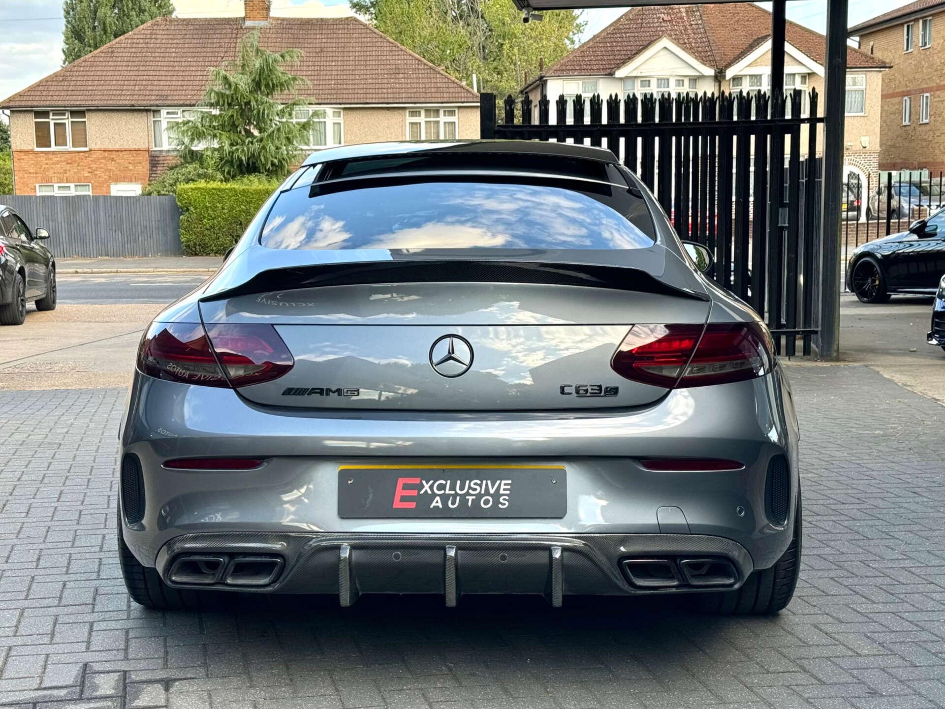 Mercedes-Benz C Class view 5