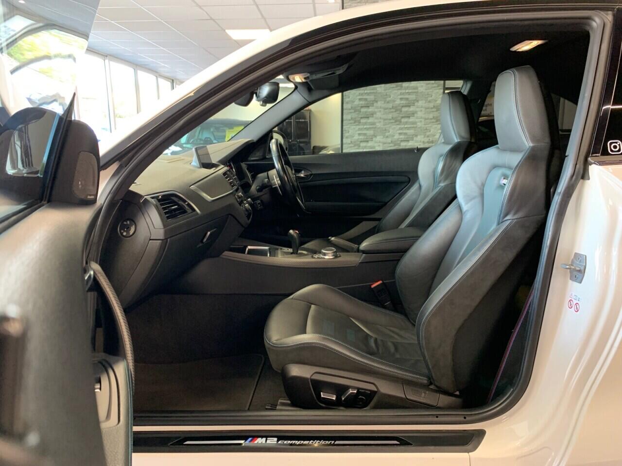 BMW M2 view 26