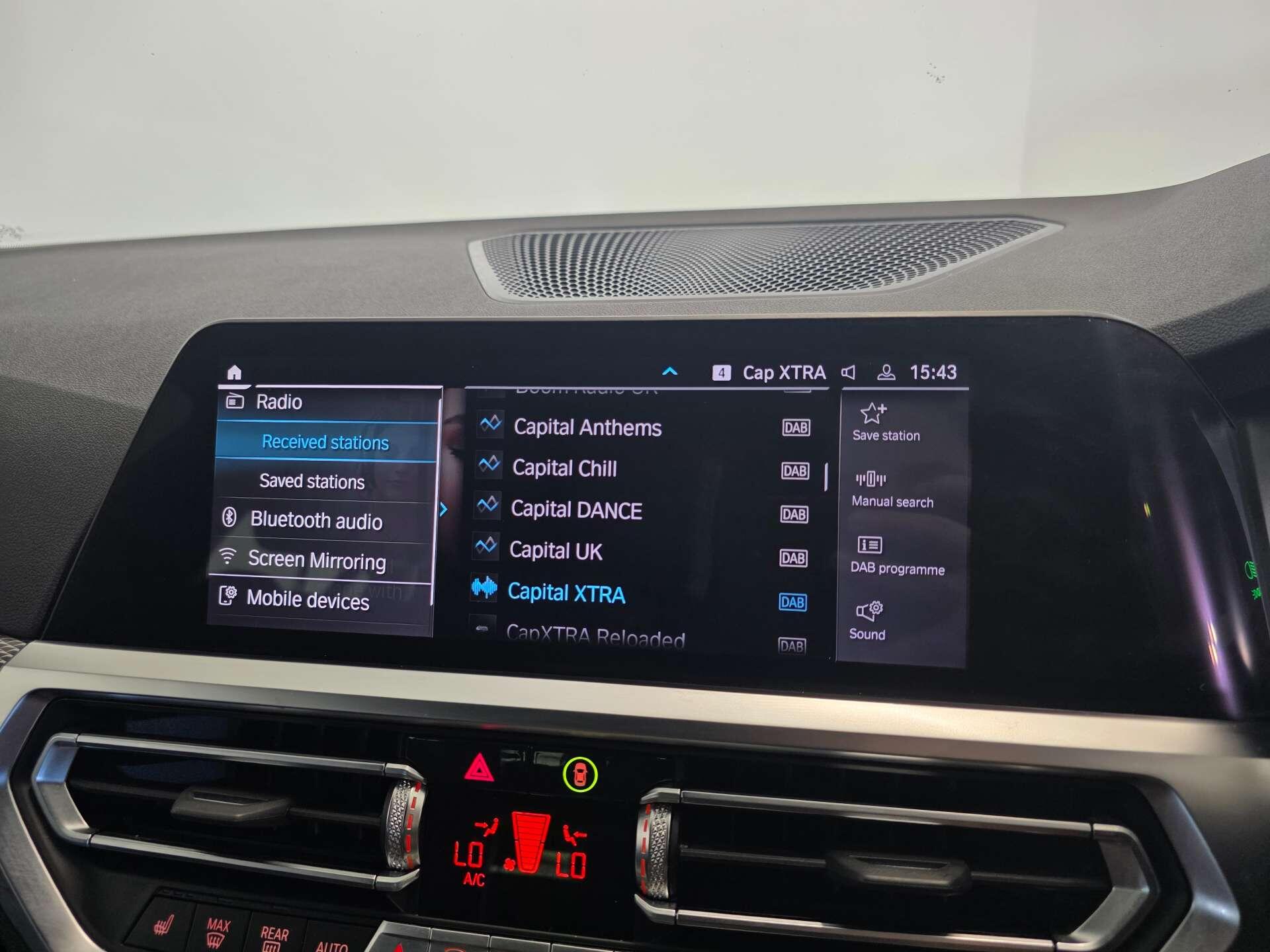 BMW 3 Series view 29