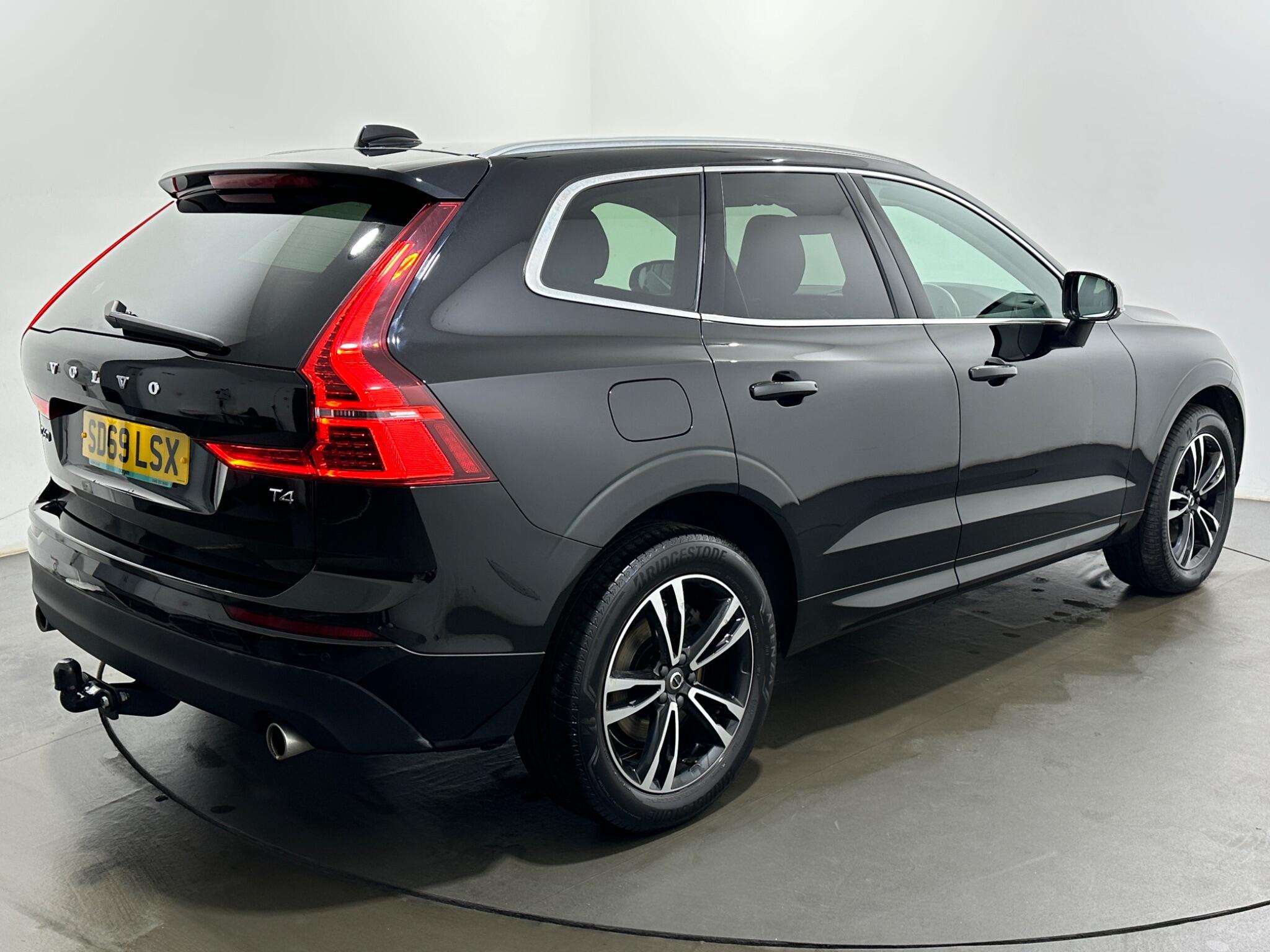 Volvo XC60 view 52