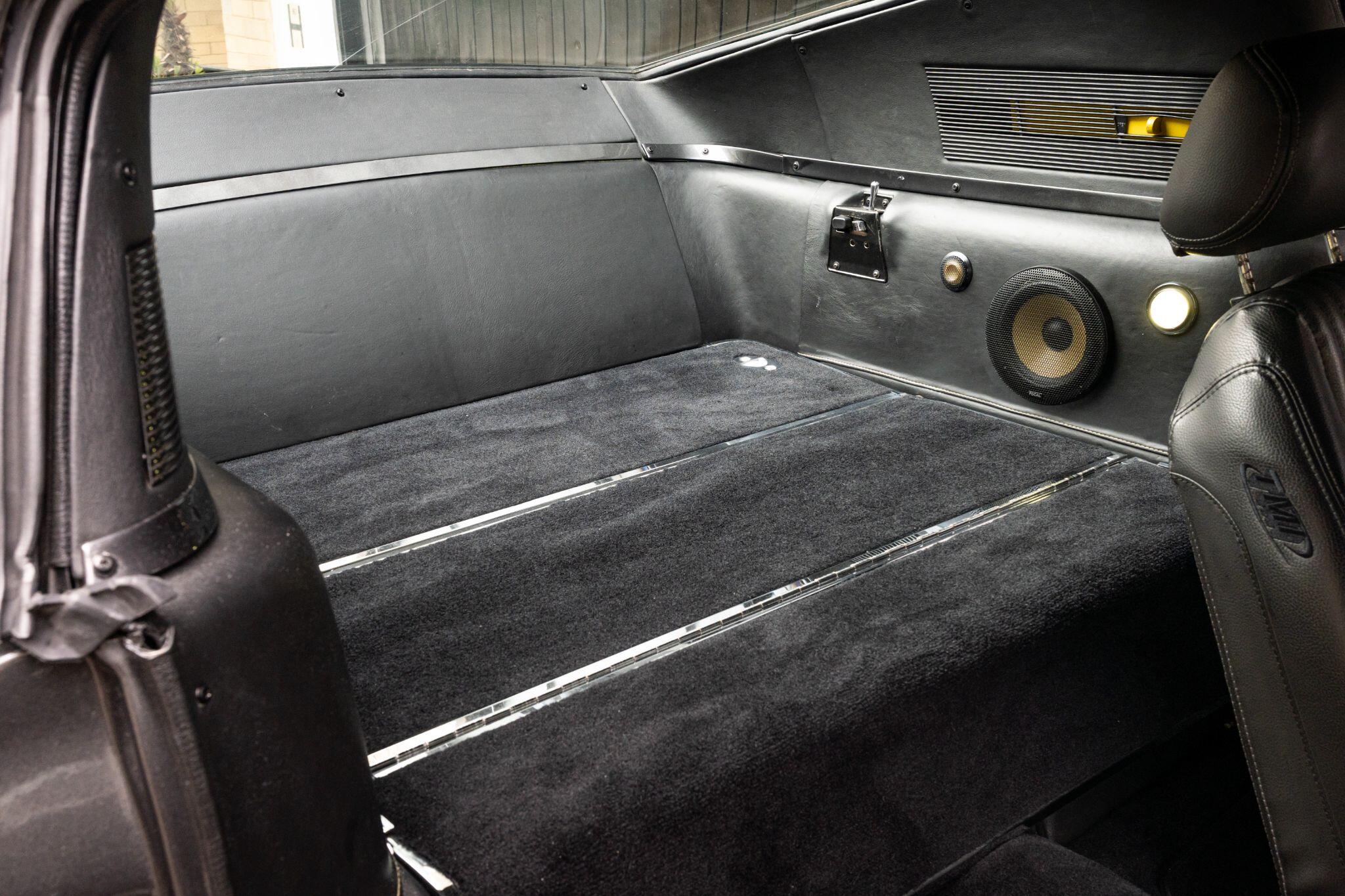 Ford Mustang view 56