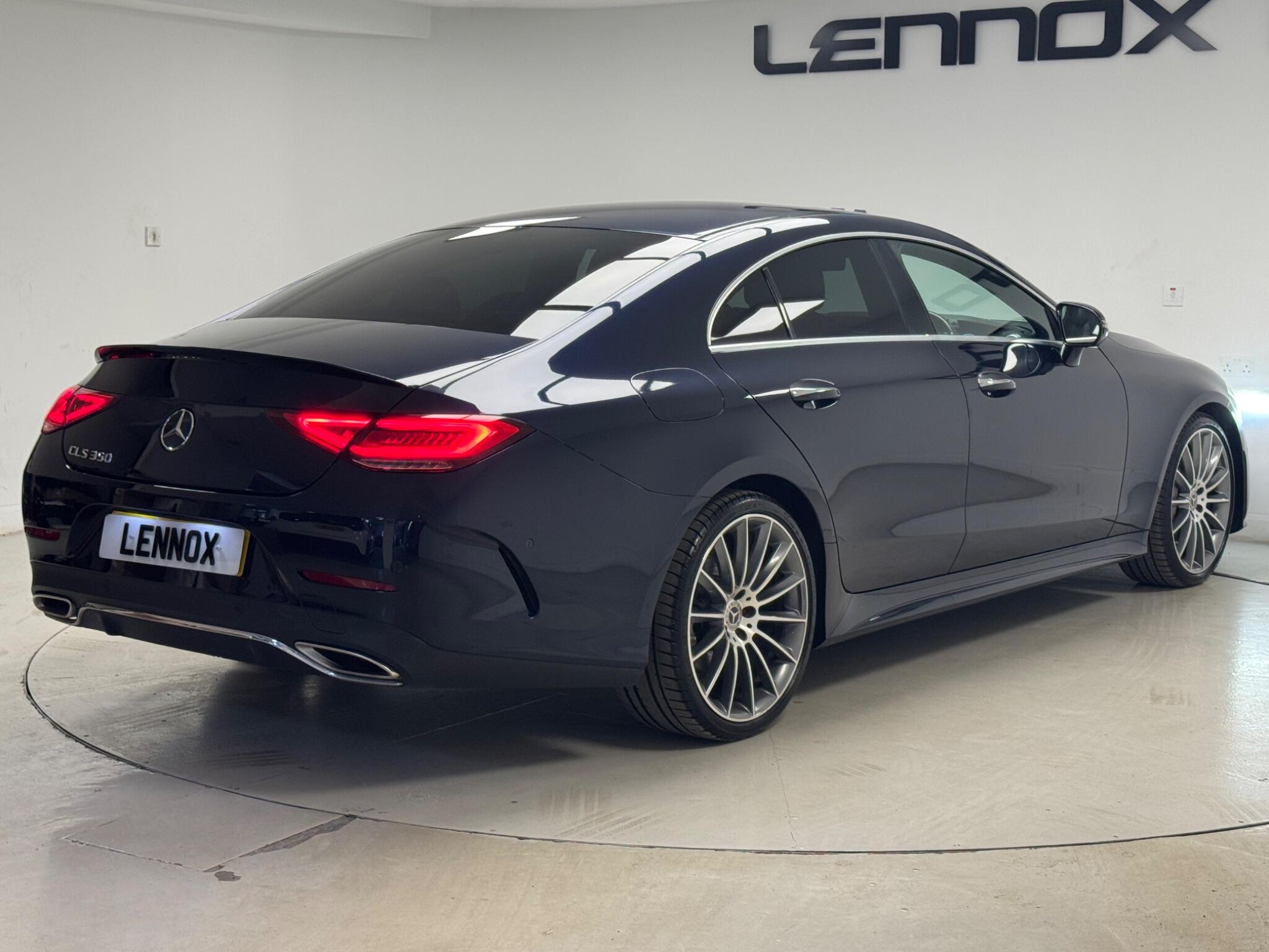 Mercedes-Benz CLS view 8