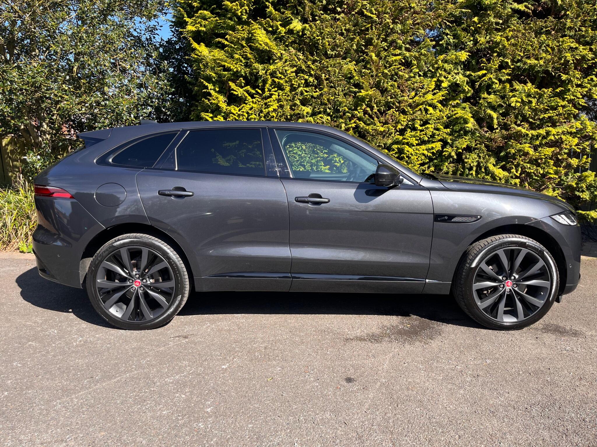 Jaguar F-Pace view 18