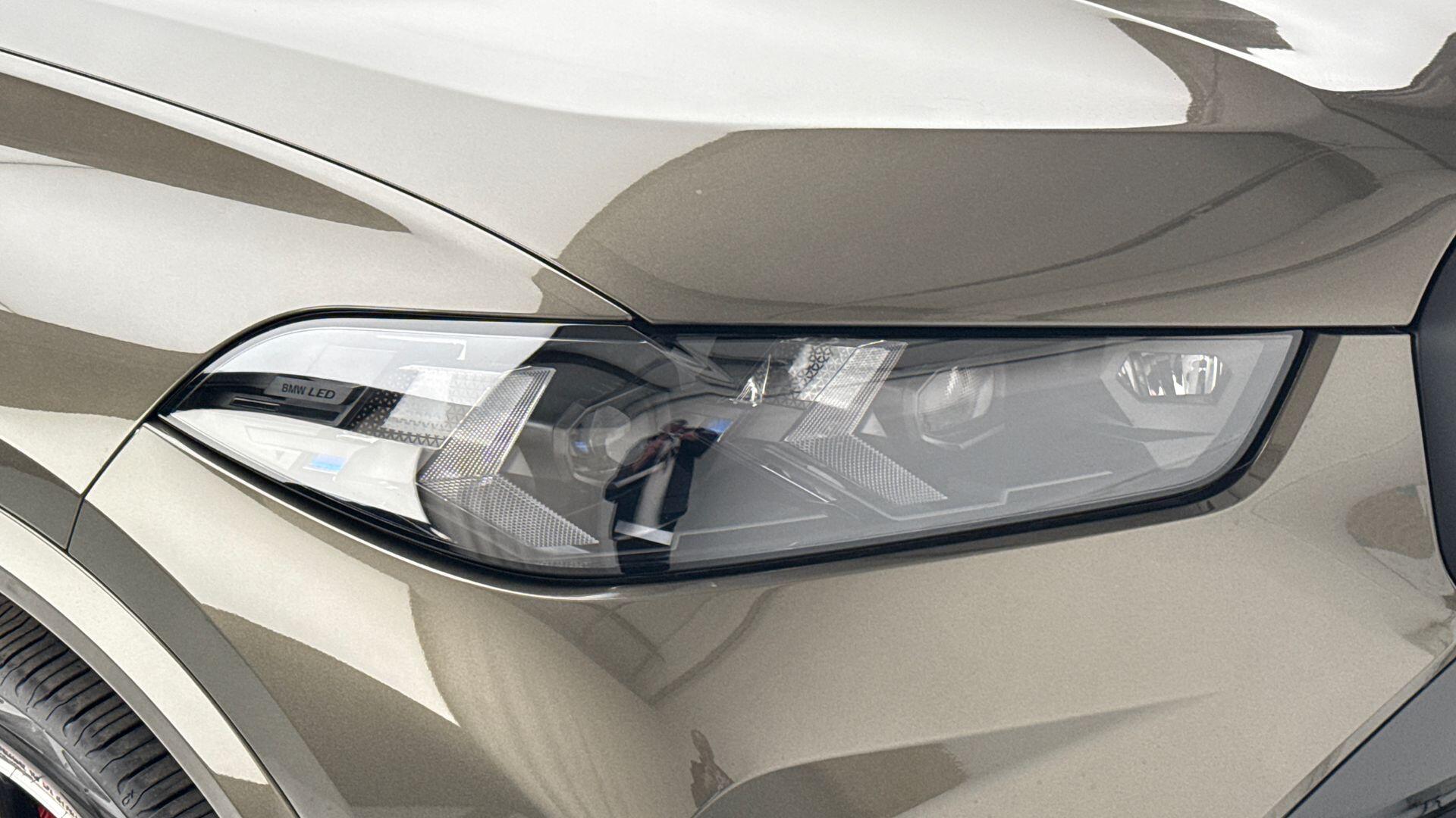BMW X5 view 23