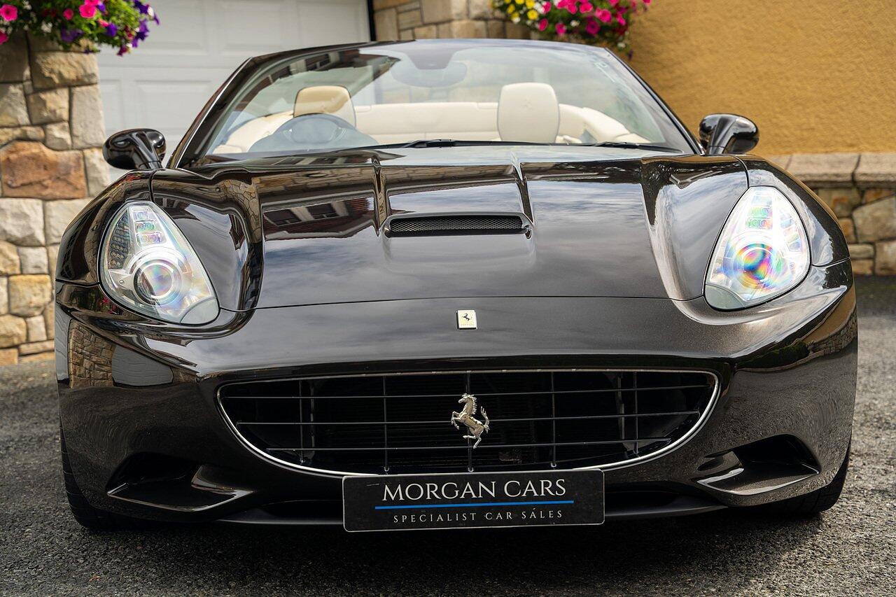 Ferrari California view 30