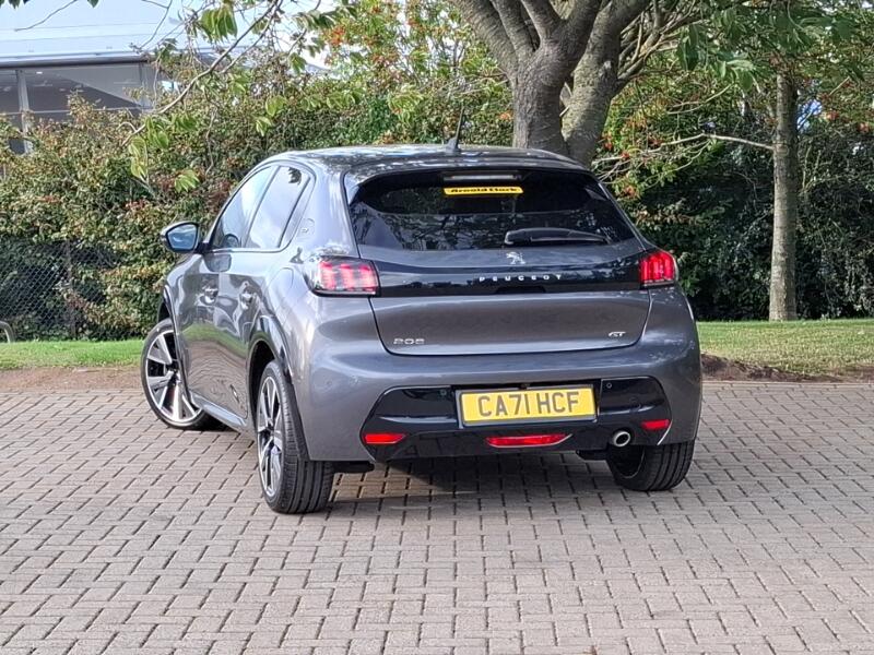 Peugeot 208 view 2