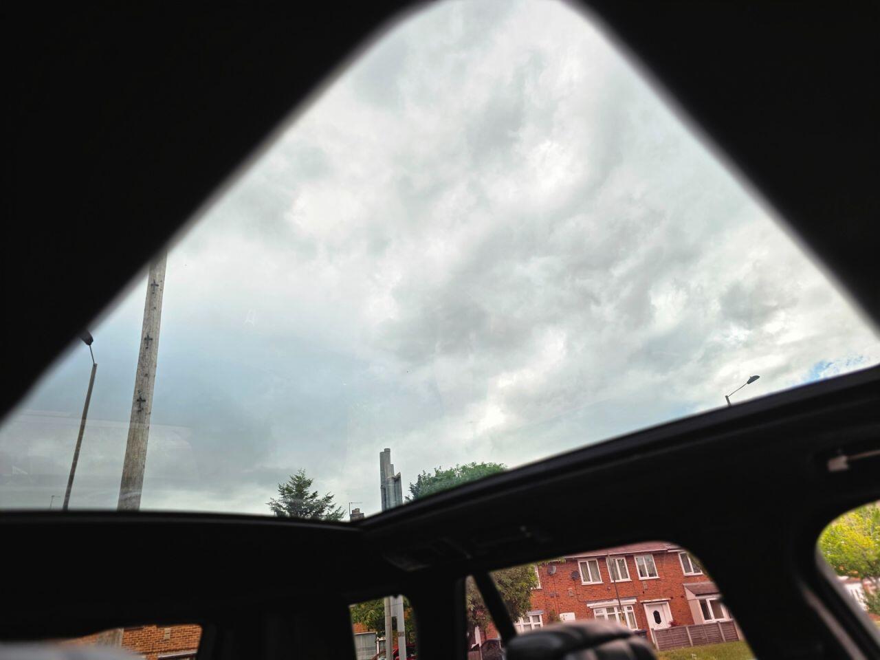 Land Rover Range Rover view 83