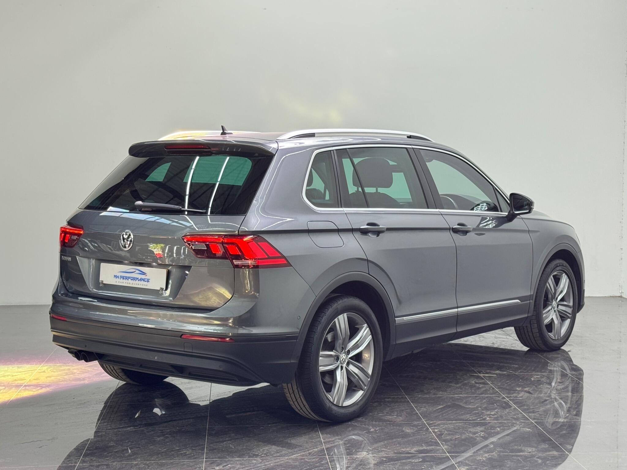 Volkswagen Tiguan view 63