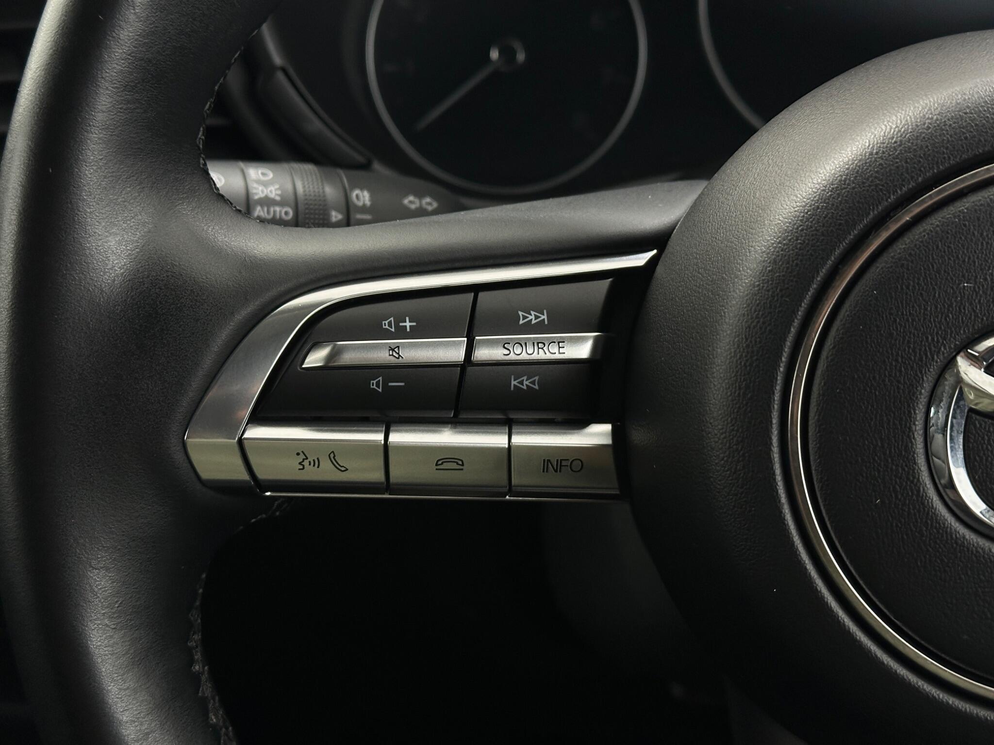 Mazda CX-30 view 15