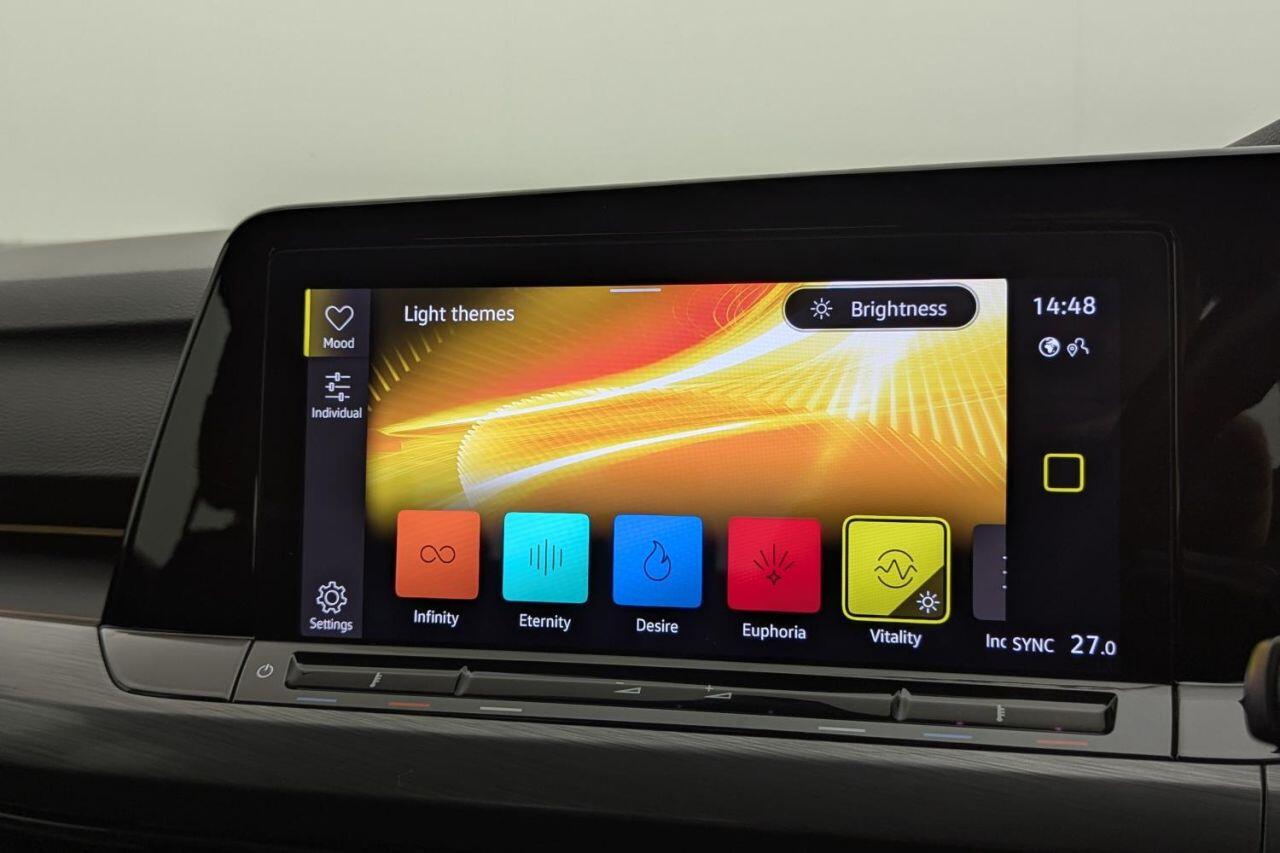 Volkswagen Golf view 36