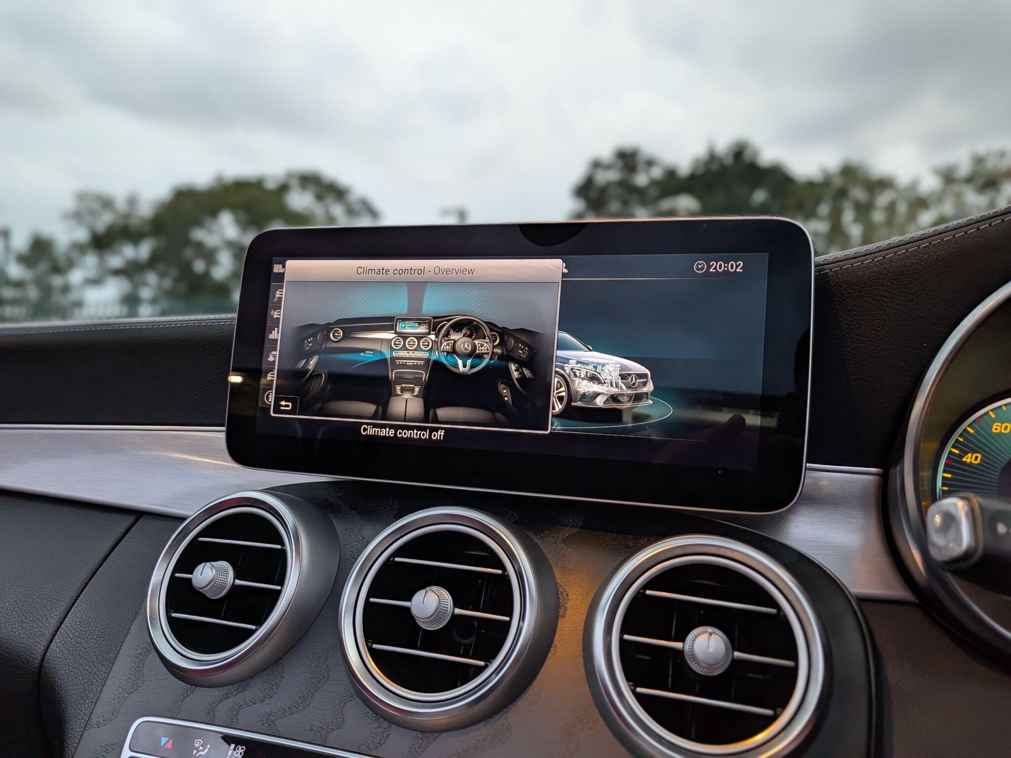 Mercedes-Benz C Class view 60