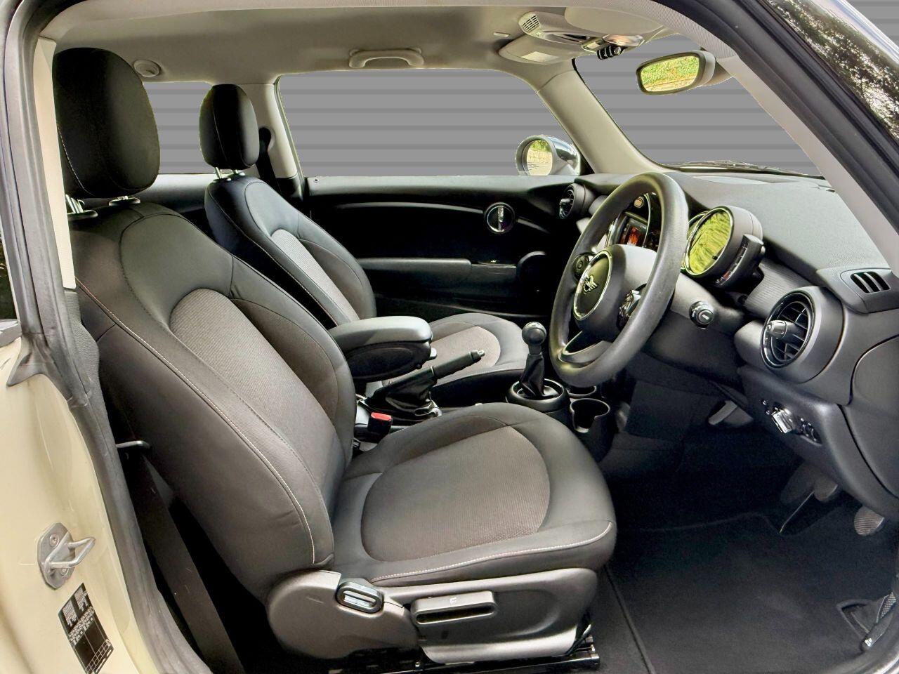Mini Hatch view 17