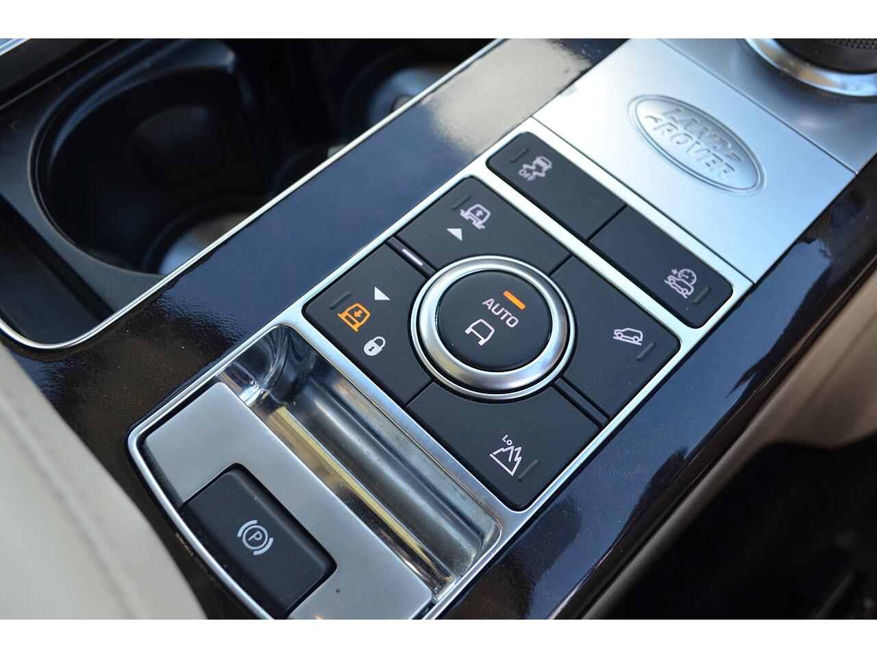 Land Rover Range Rover view 51