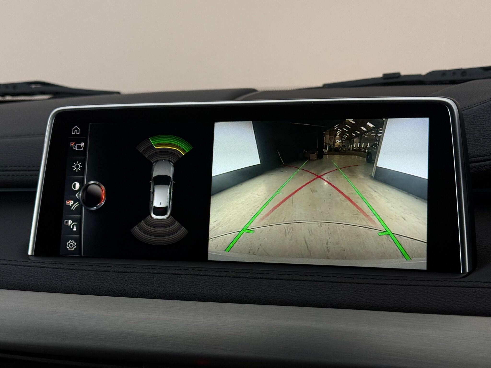 BMW X6 view 28