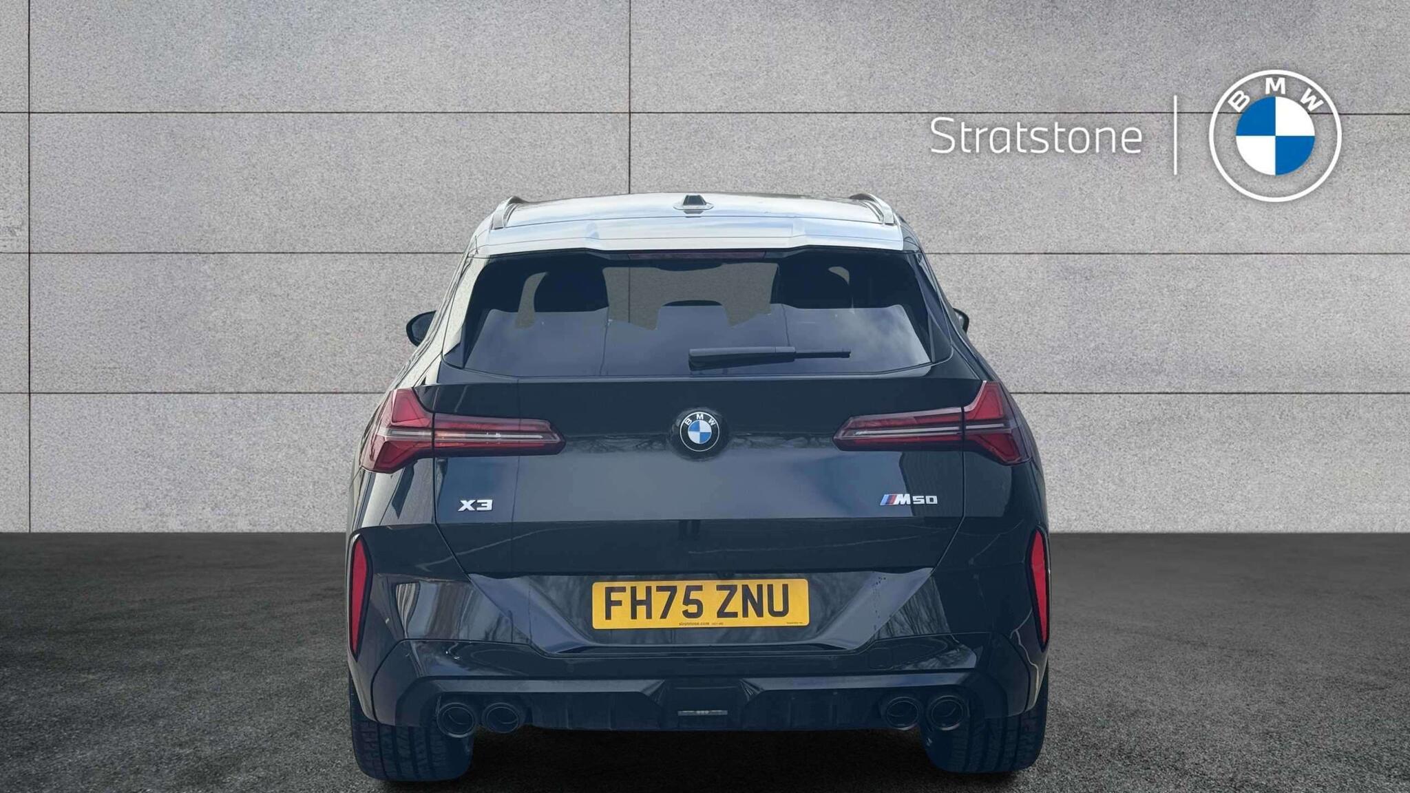 BMW X3 view 21