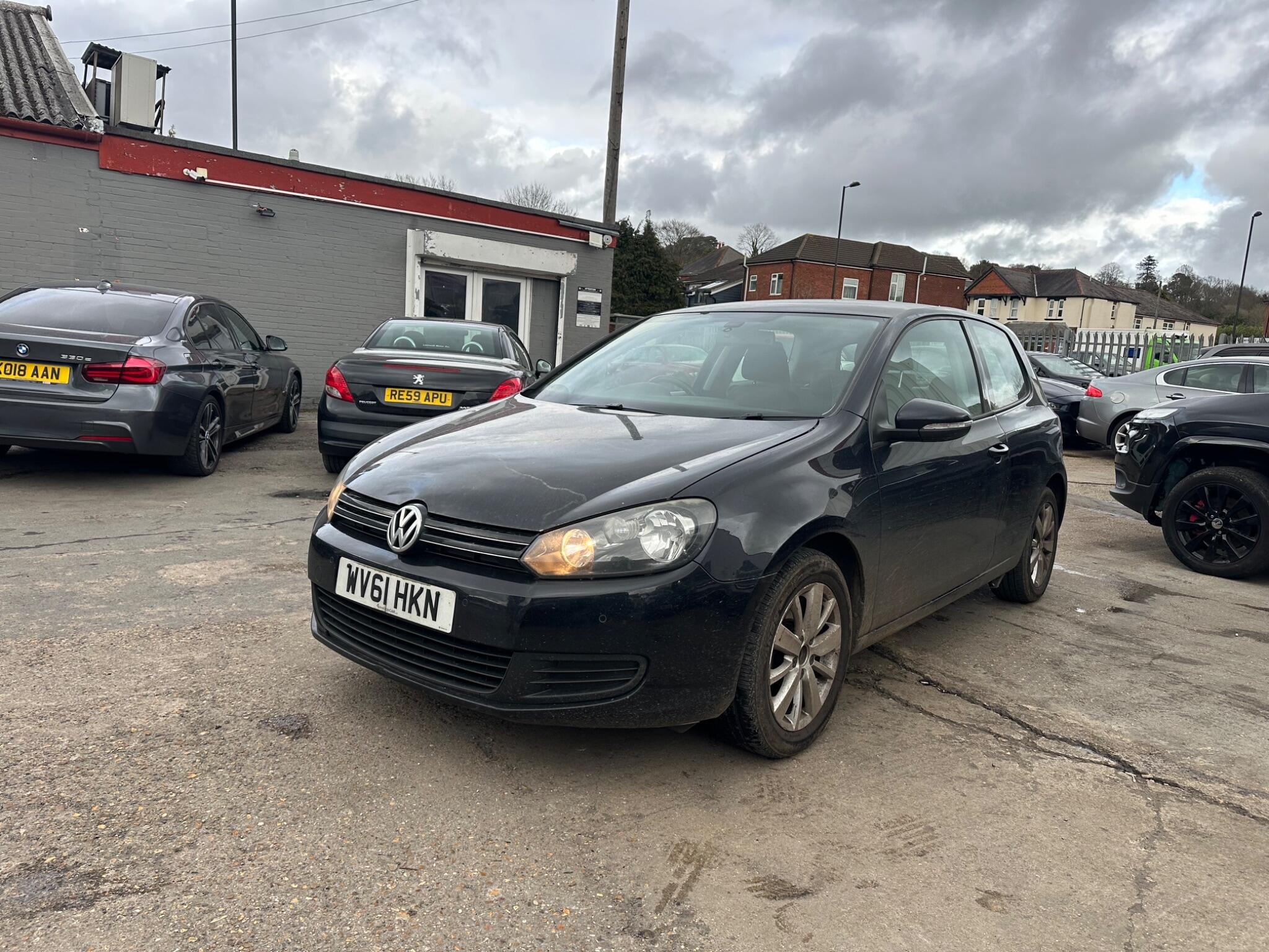 Volkswagen Golf main image