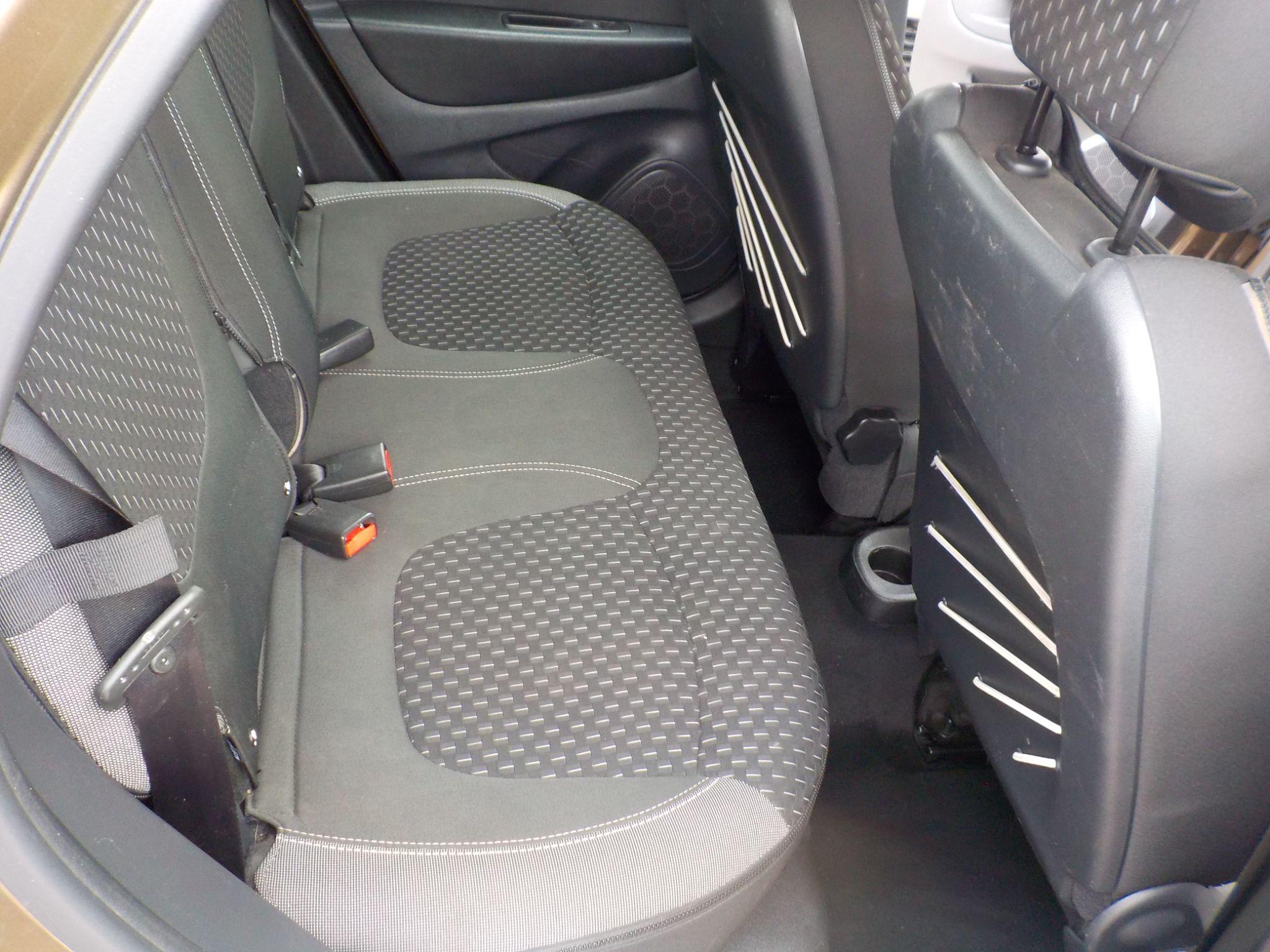 Renault Captur 0.9 TCe ENERGY Dynamique Nav Euro 6 (s/s) 5dr