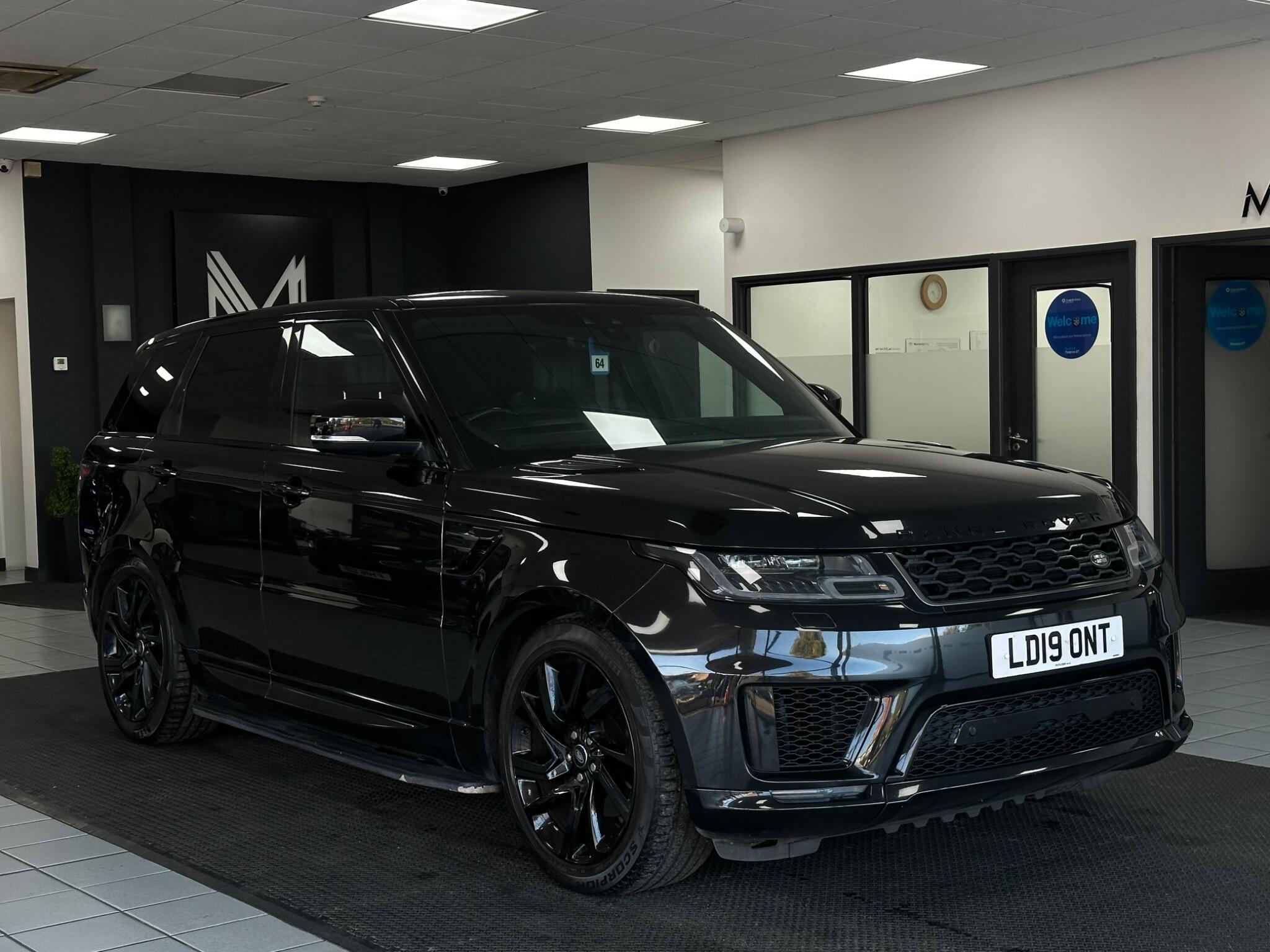 Land Rover Range Rover Sport view 2