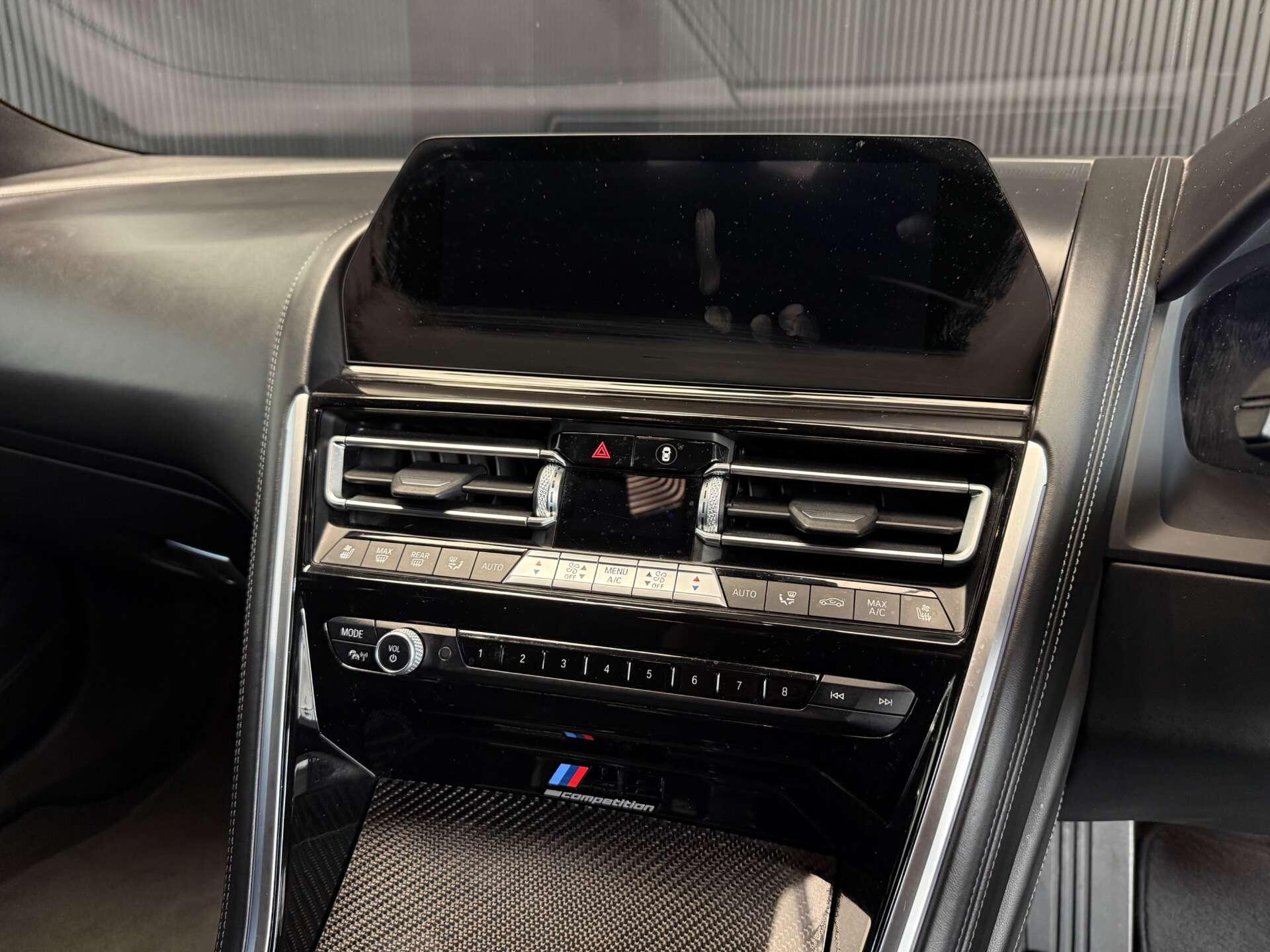 BMW M8 view 28