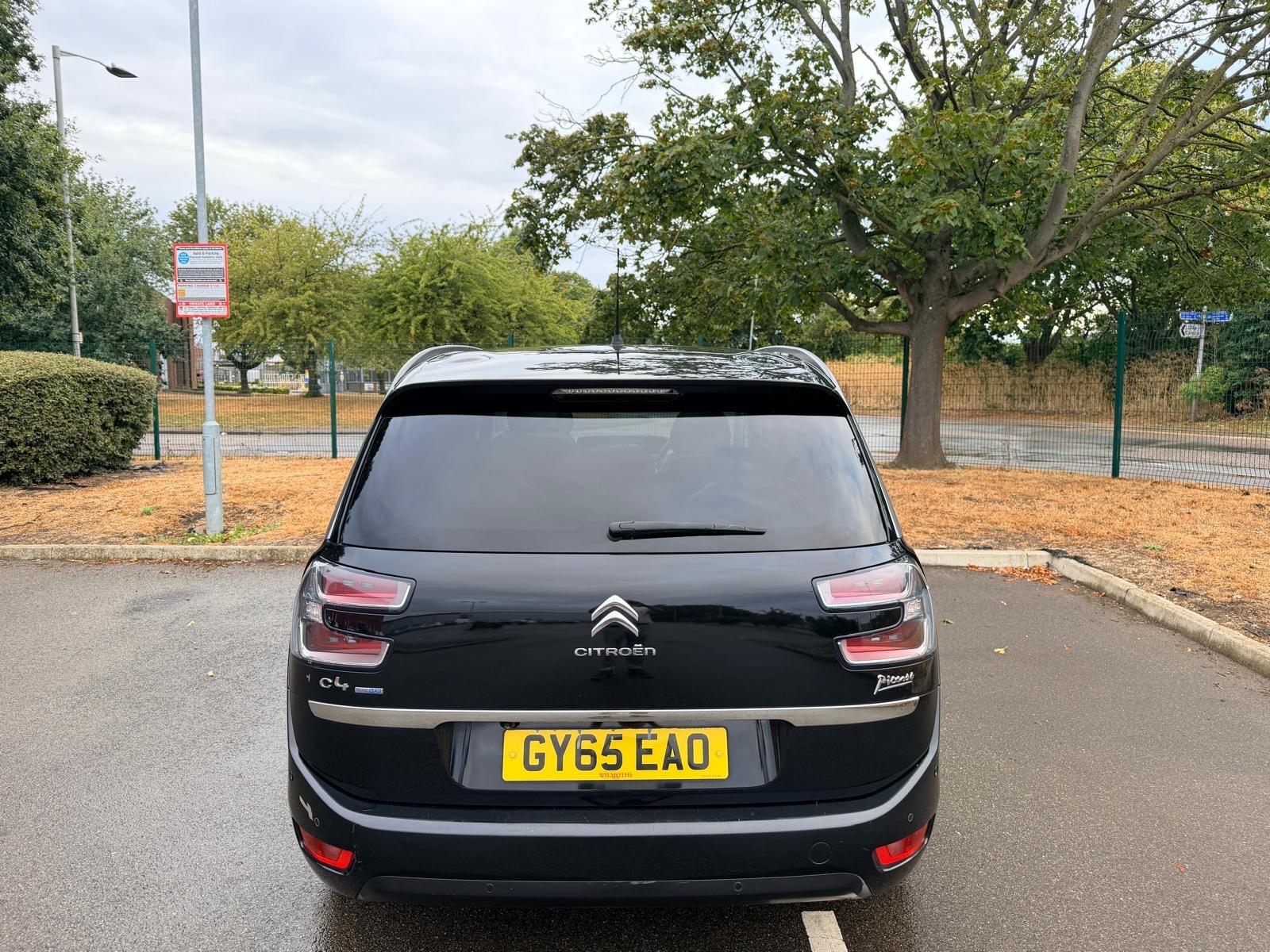 Citroen Grand C4 Picasso view 42