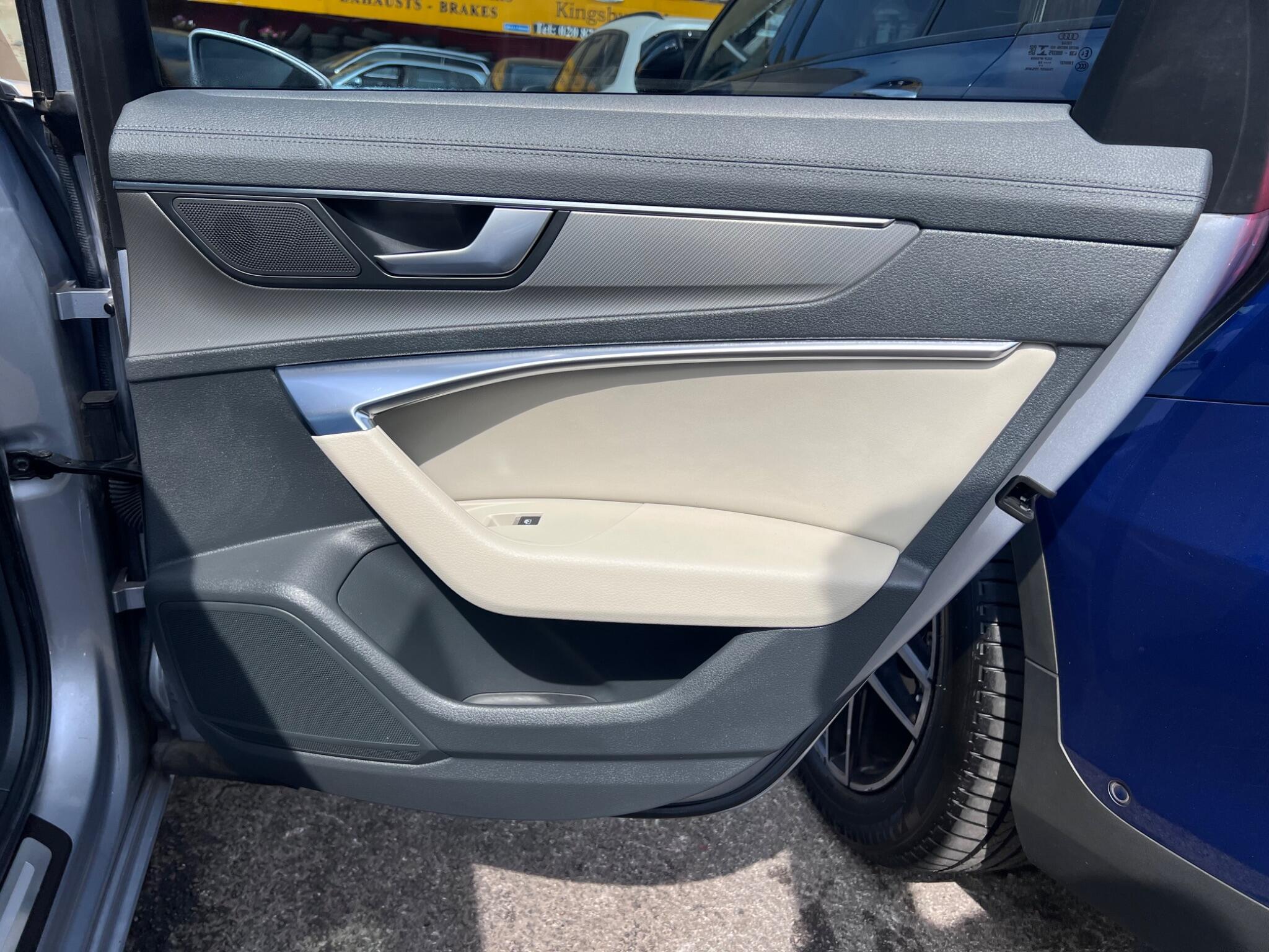 Audi A6 Saloon view 32