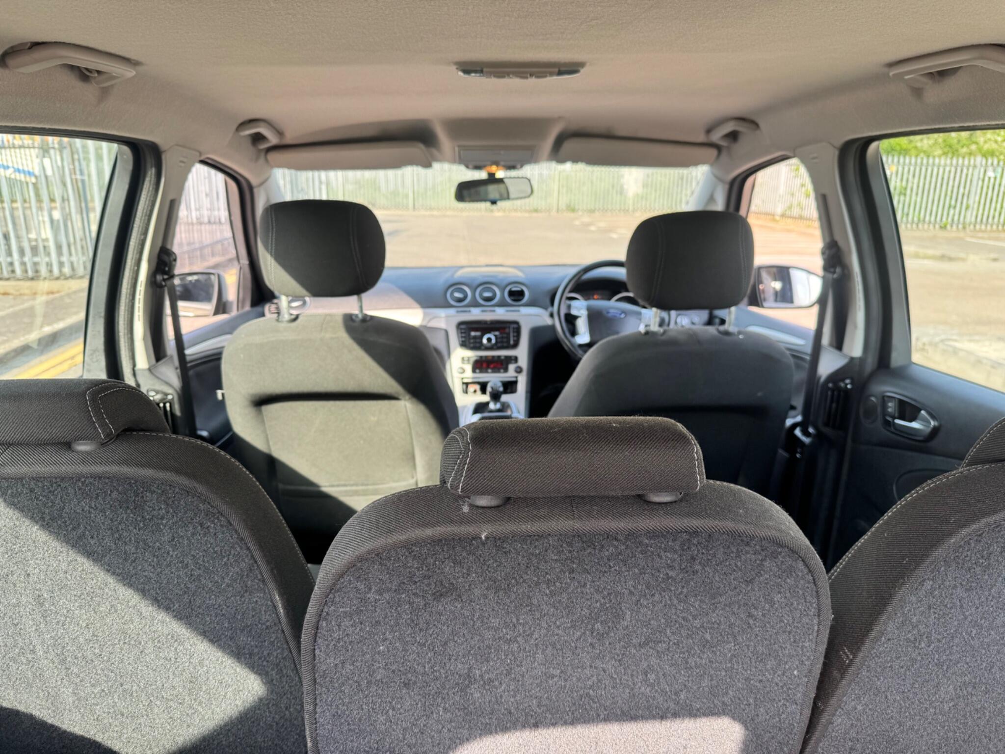 Ford S-Max view 35