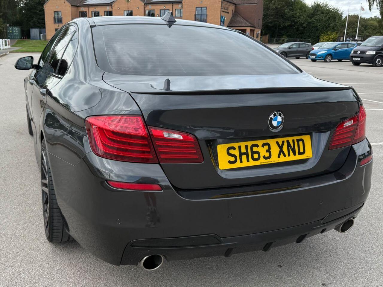 BMW 5 Series view 54