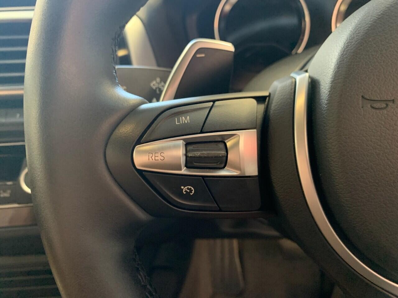 BMW 1 Series view 38