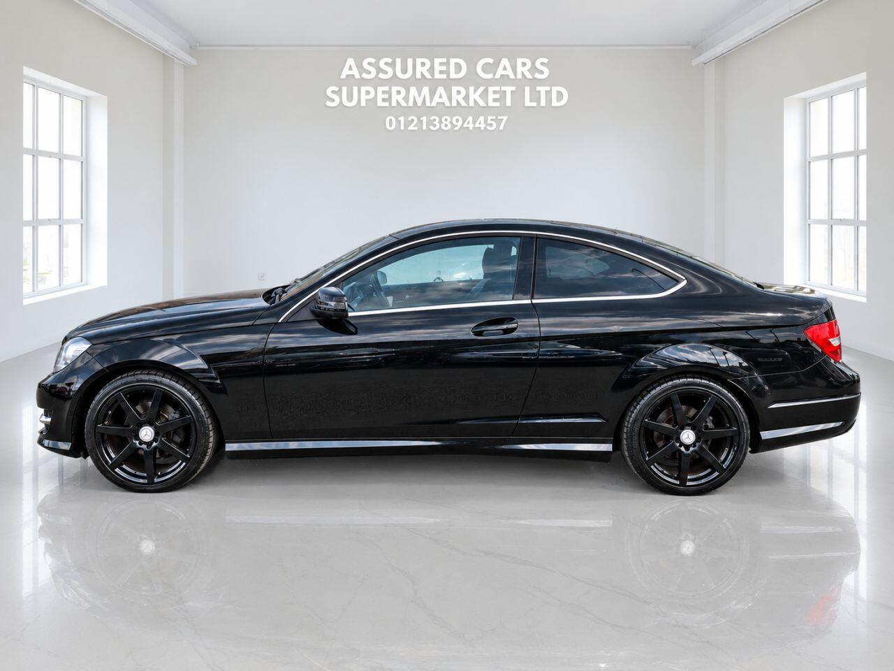 Mercedes-Benz C-Class view 9