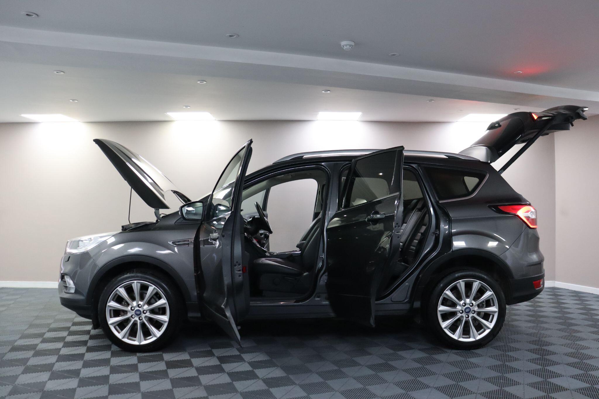 Ford Kuga view 6