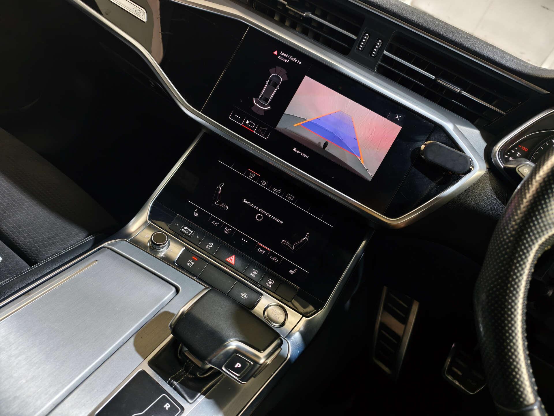 Audi A6 Saloon view 21