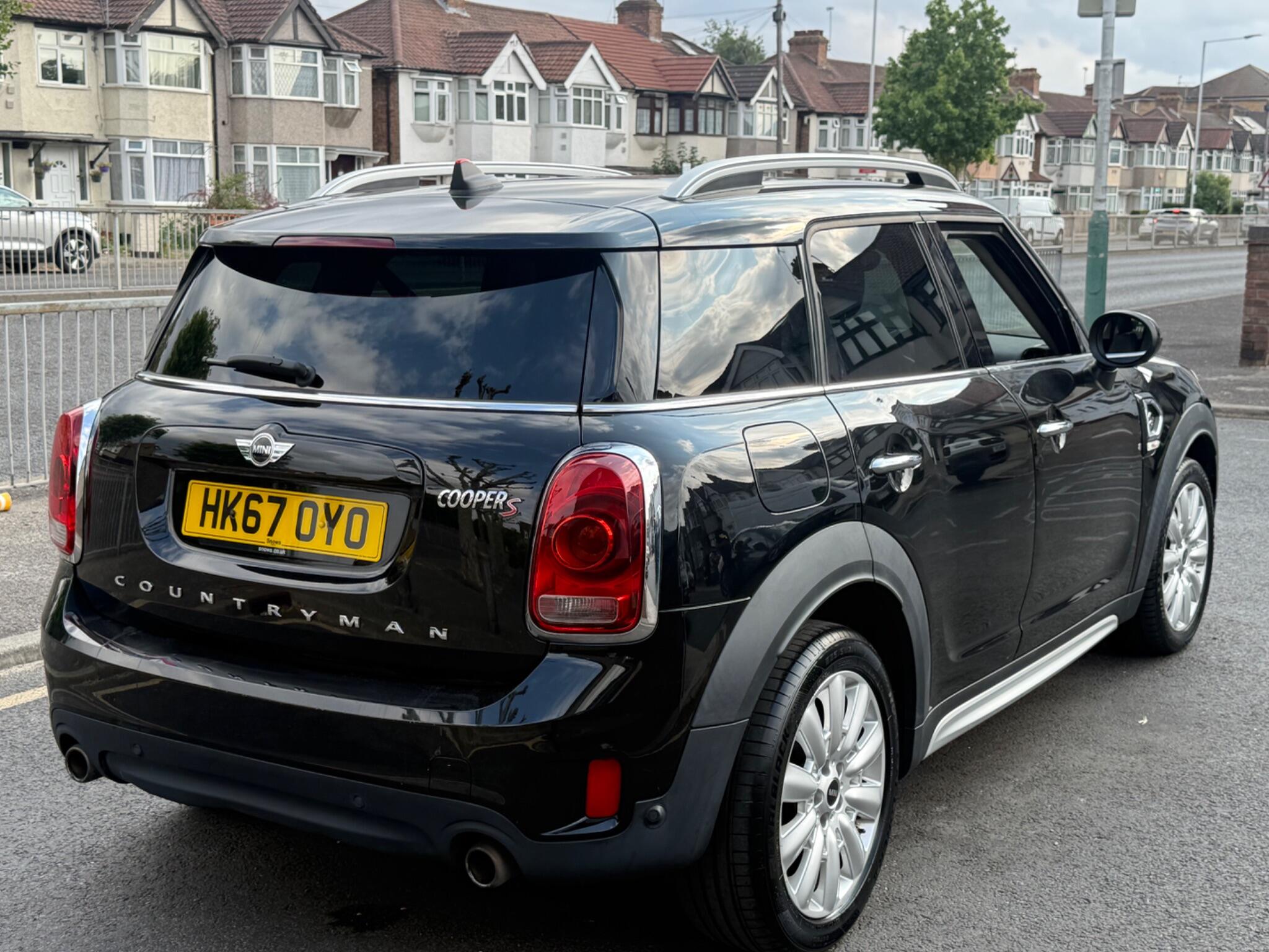 Mini Countryman view 4