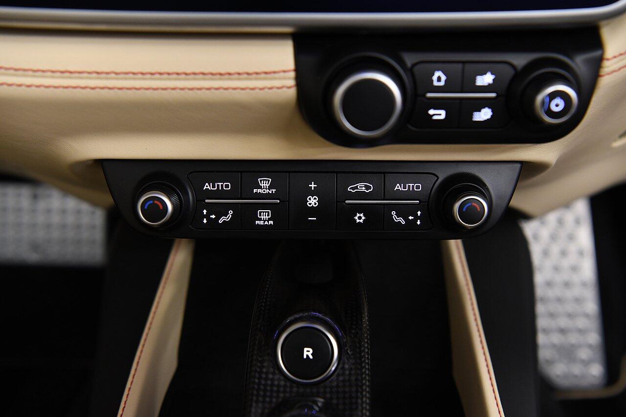 Ferrari Portofino view 19
