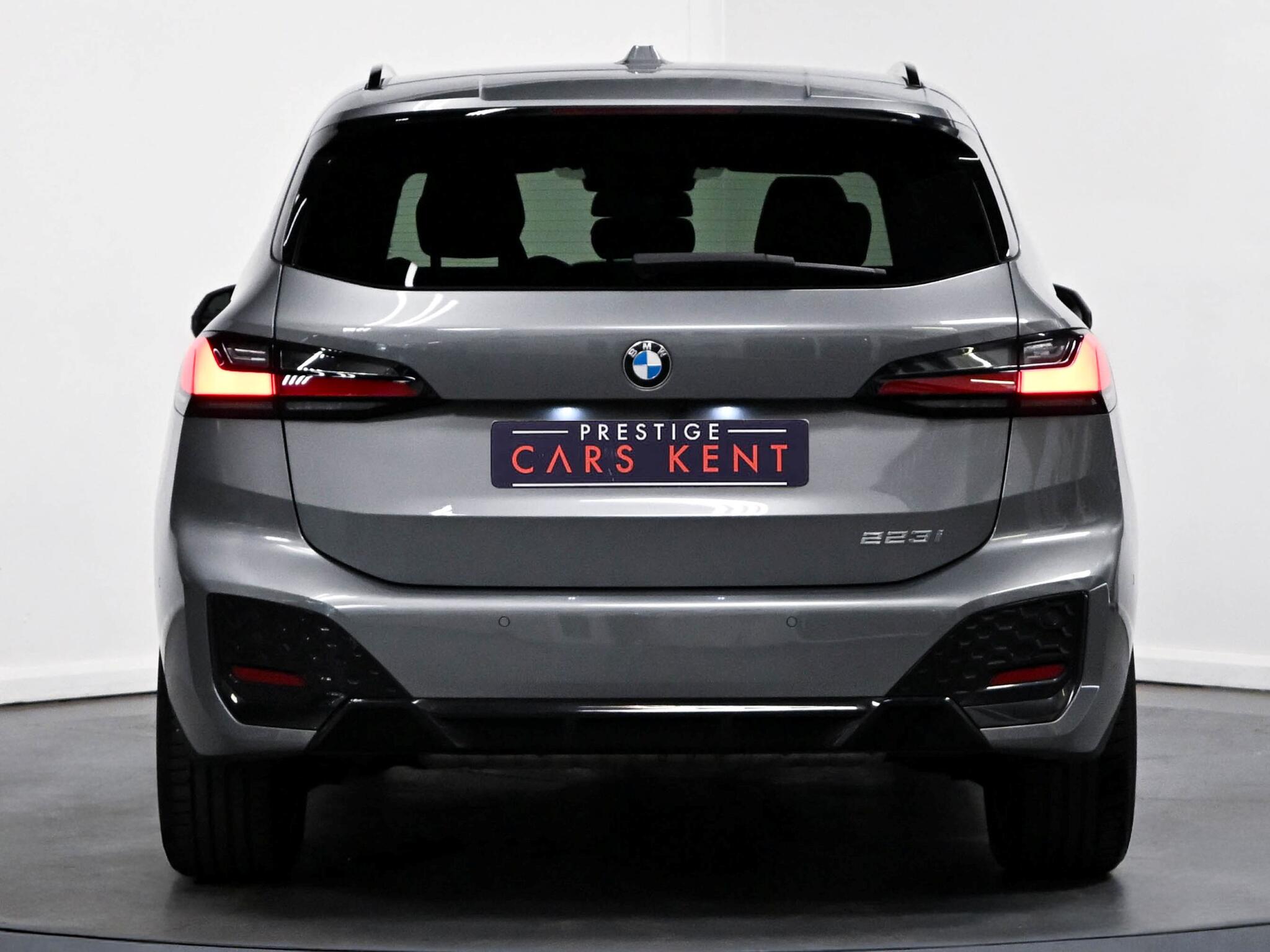BMW 2 Series Active Tourer view 17
