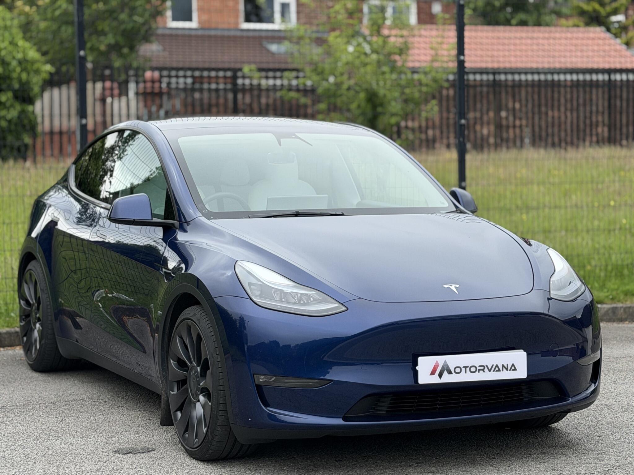 Tesla Model Y view 9