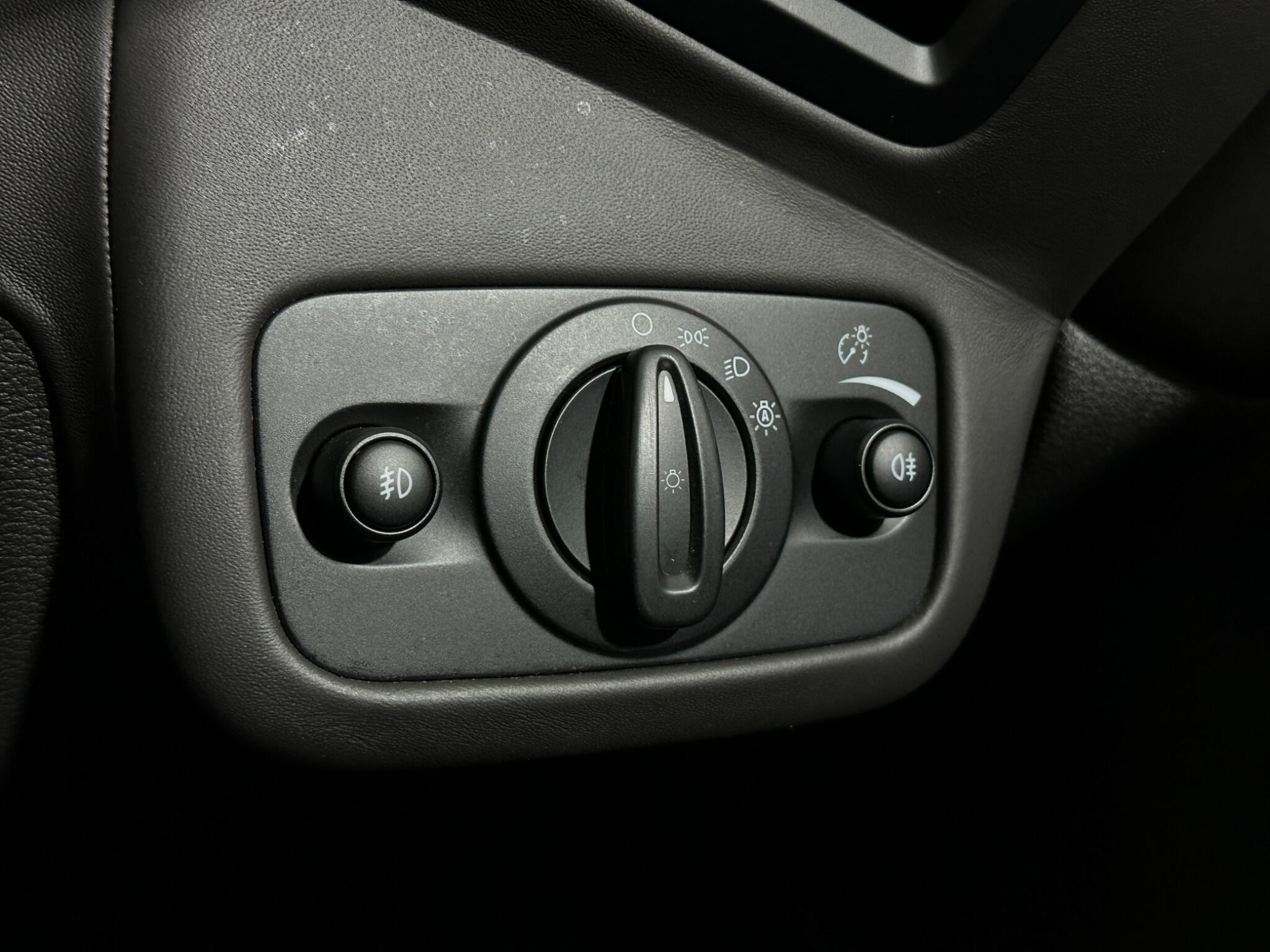 Ford Kuga view 18
