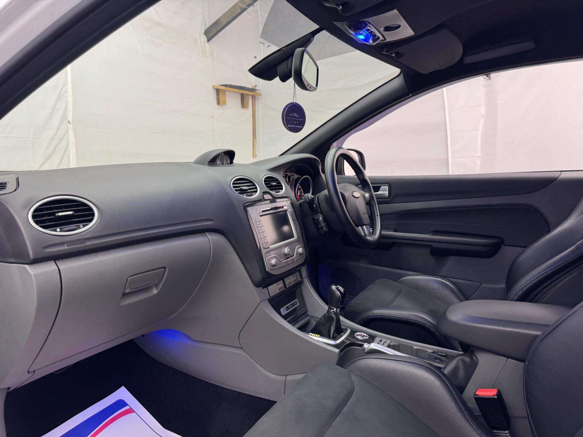 Ford Focus view 16