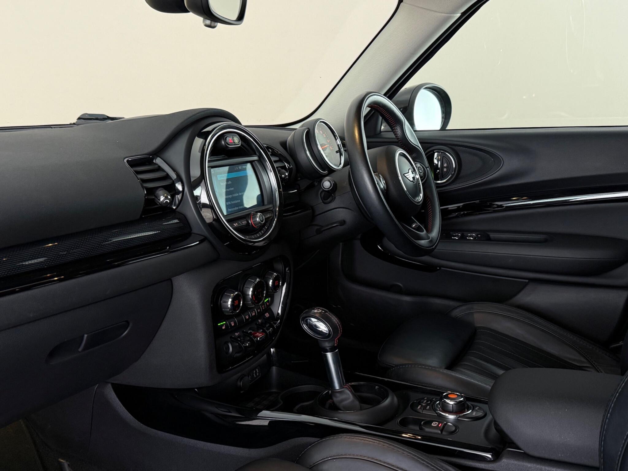 Mini Clubman view 4