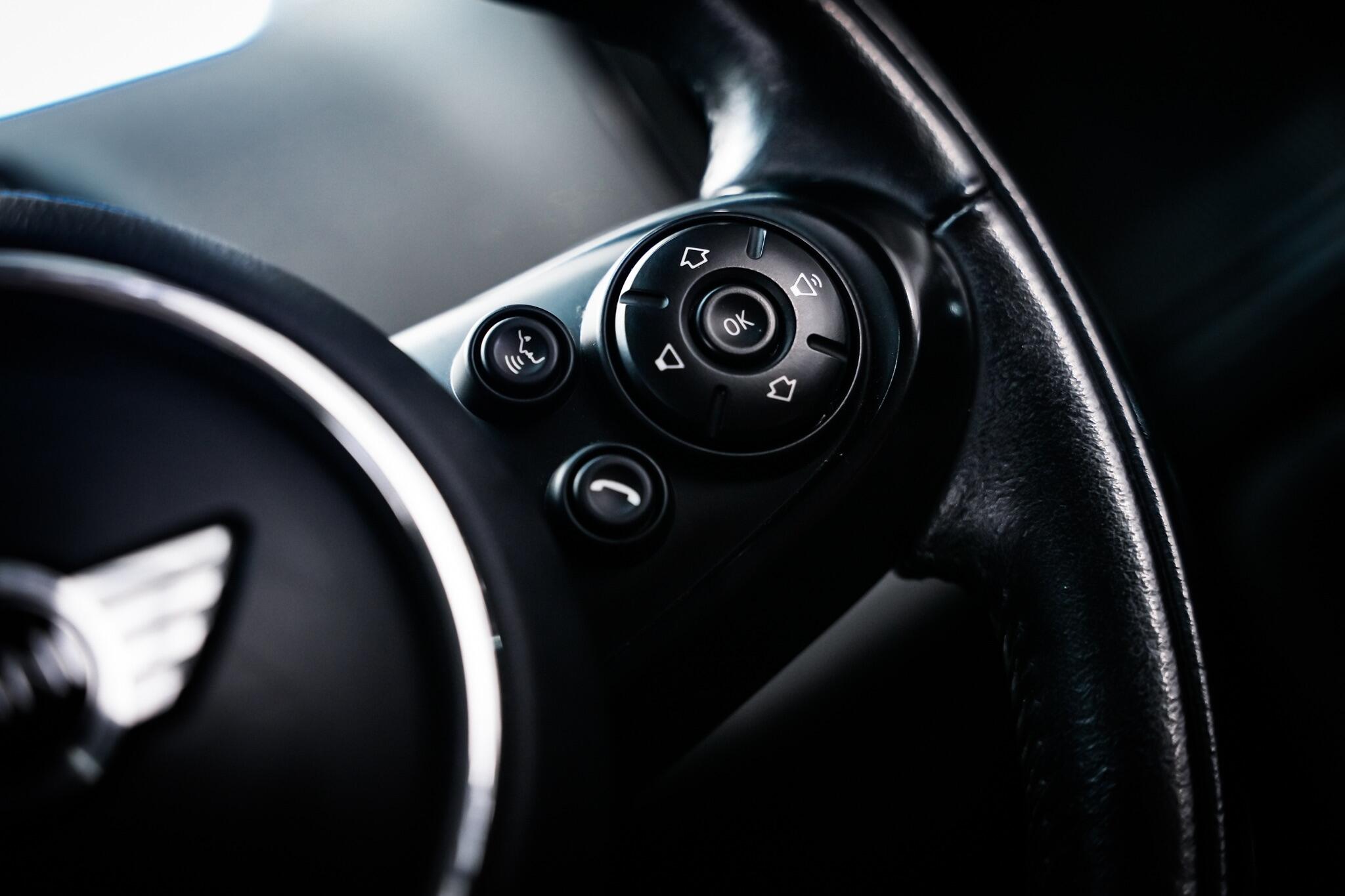 Mini Countryman view 52
