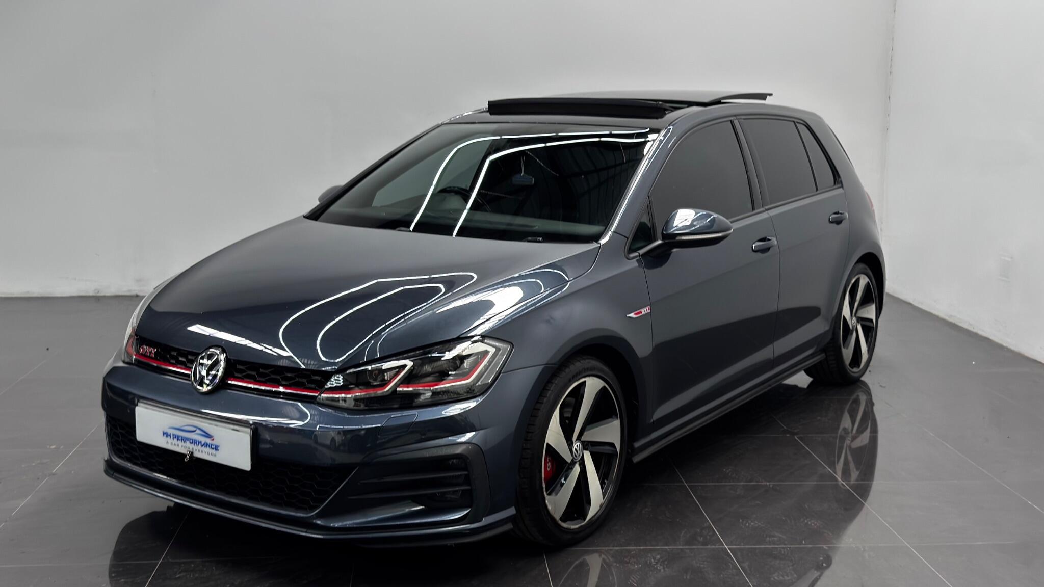 Volkswagen Golf view 16