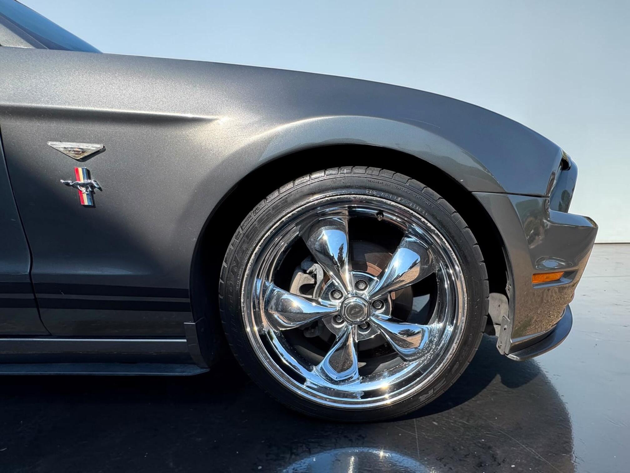 Ford Mustang view 21